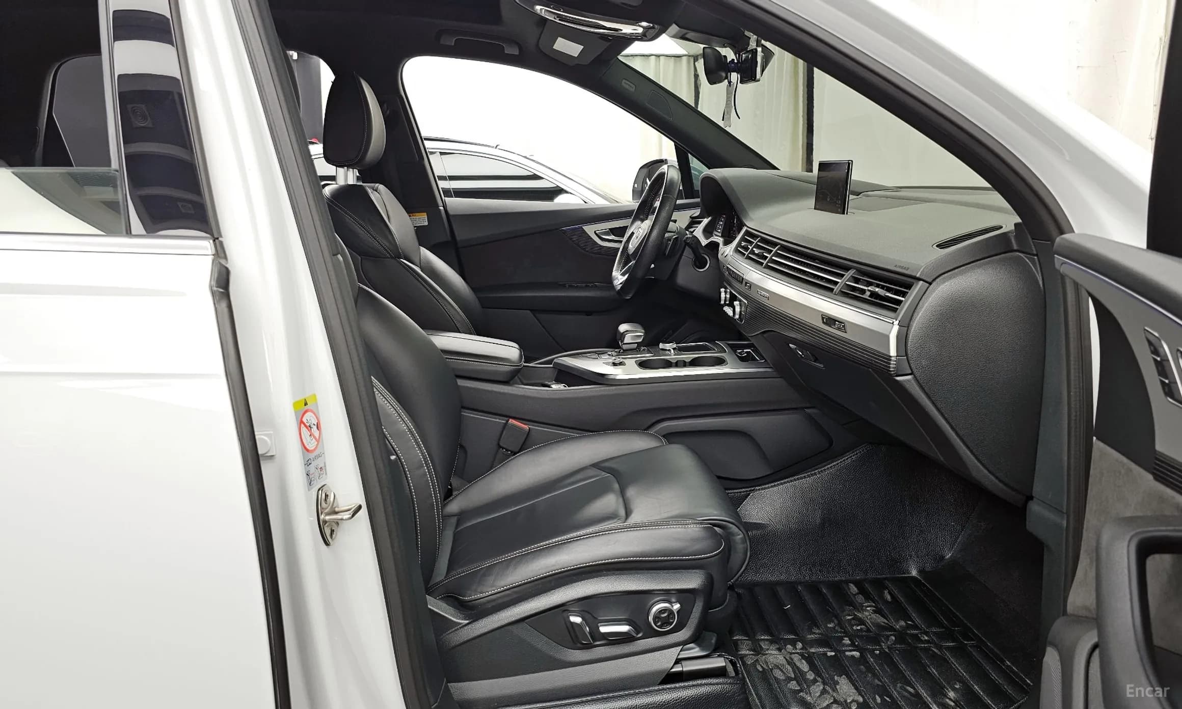Q7 (4M)