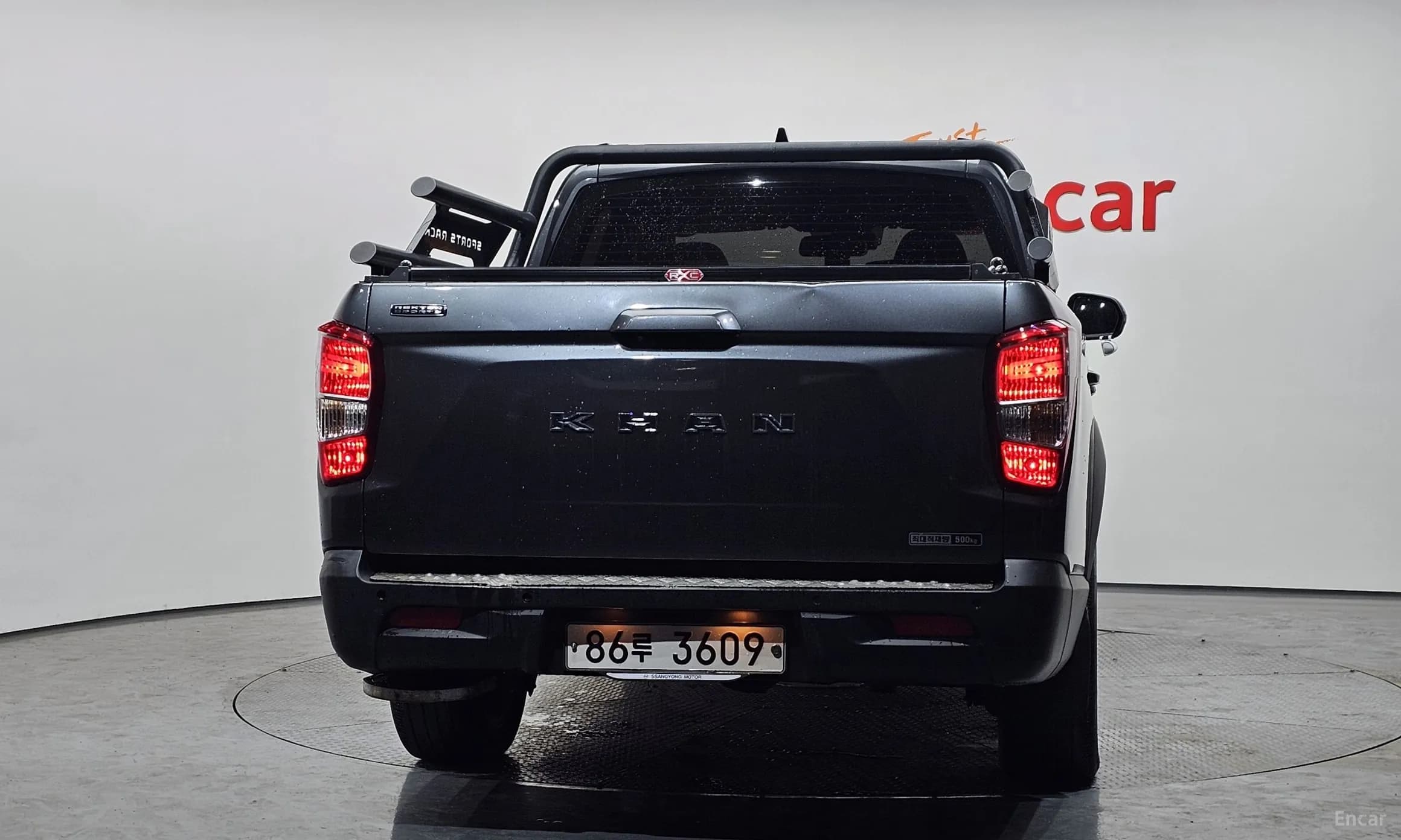 Rexton Sports Khan