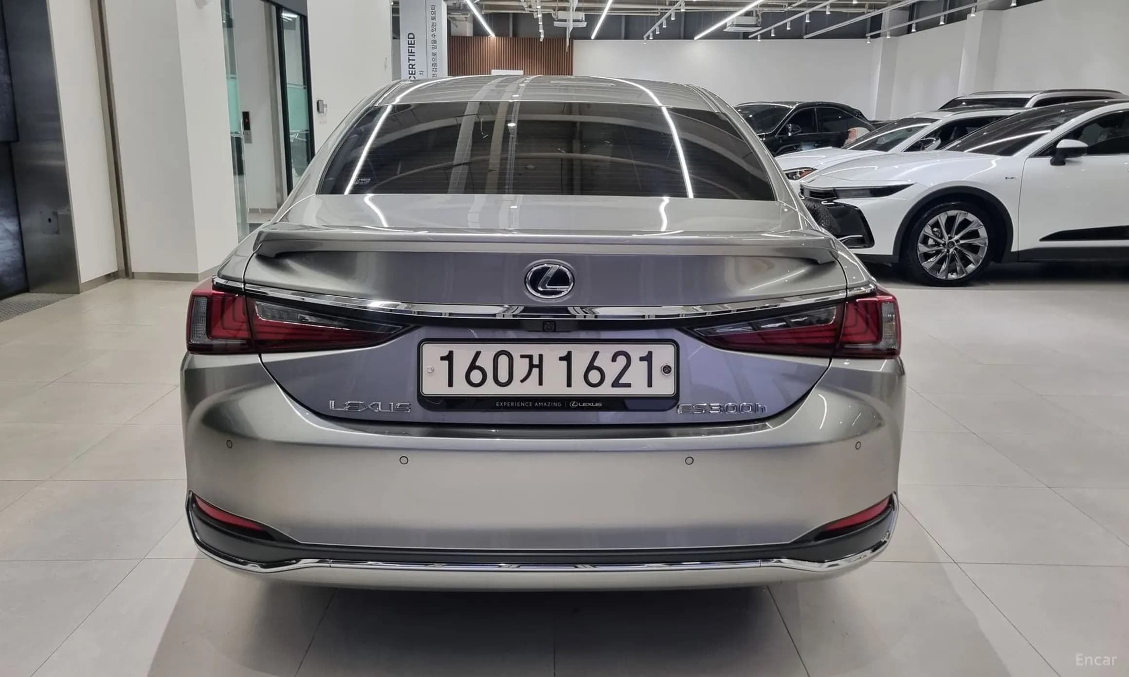 ES300h 7th Generation