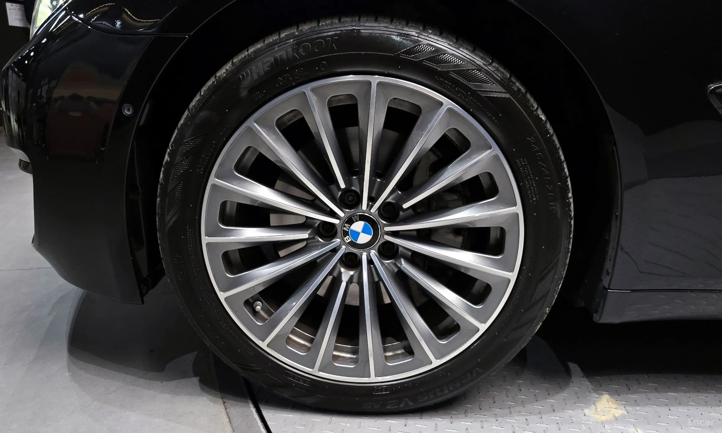 7 Series (F01)