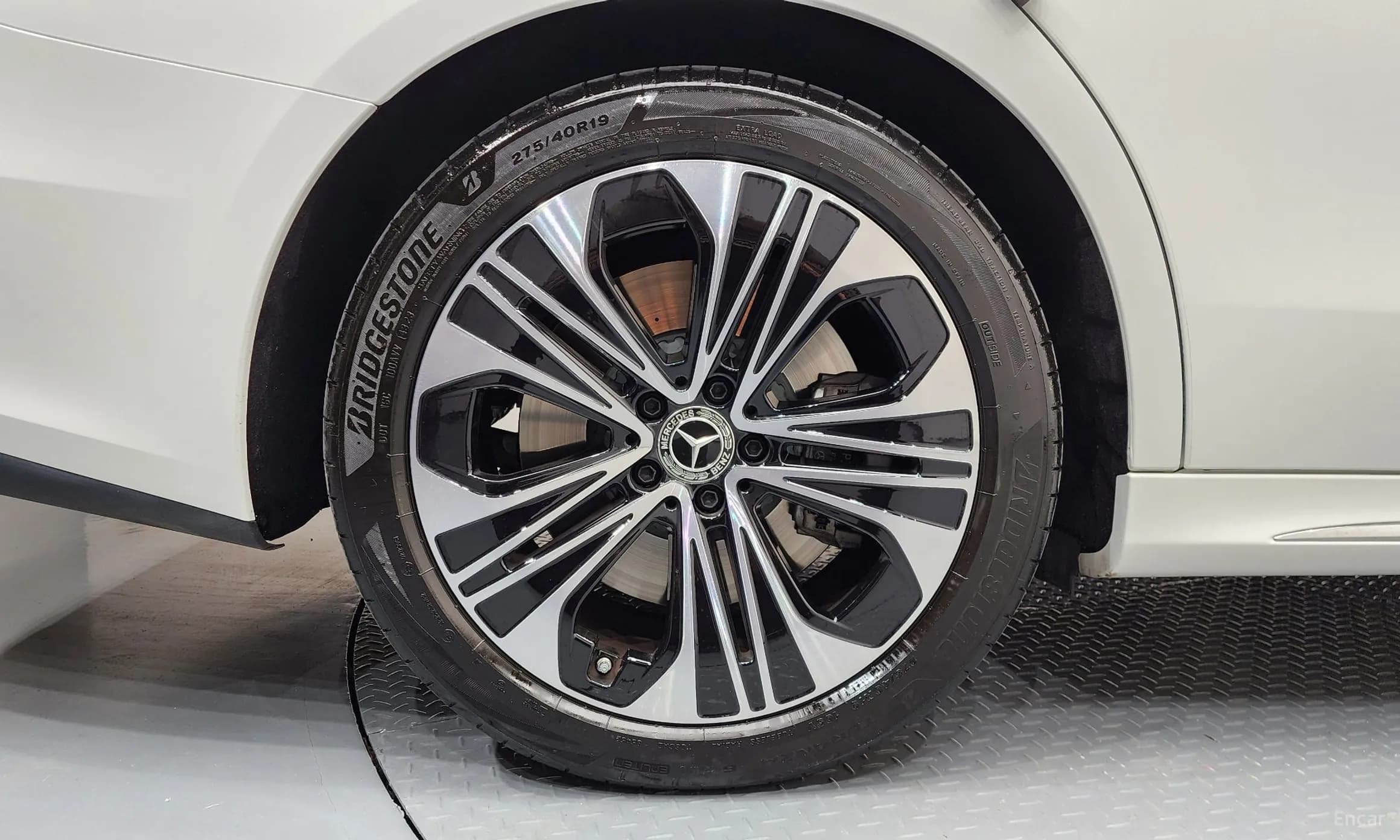 E-Class W214