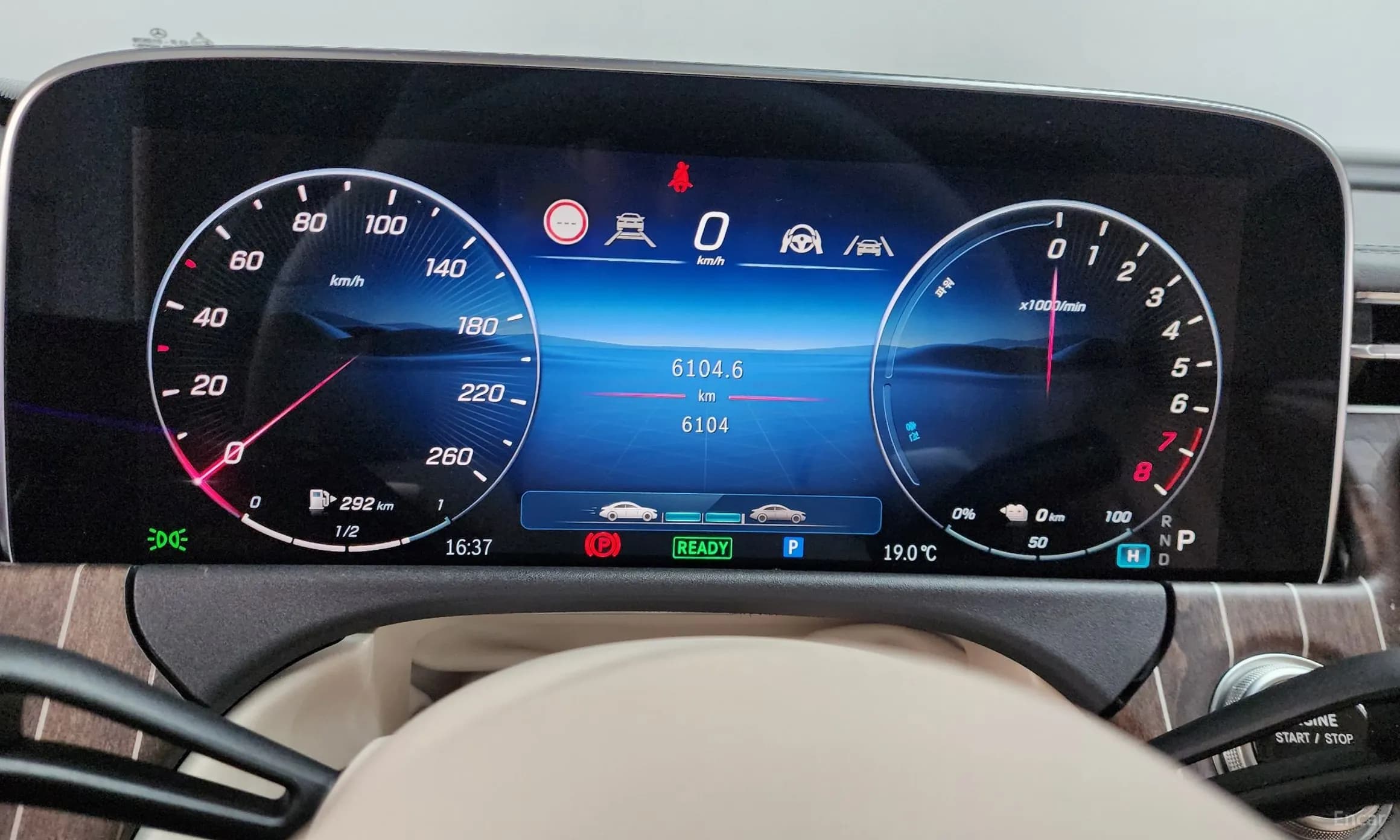 E-Class W214