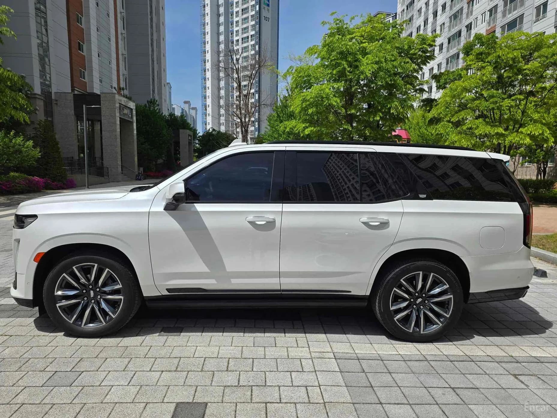 Escalade 5th Generation