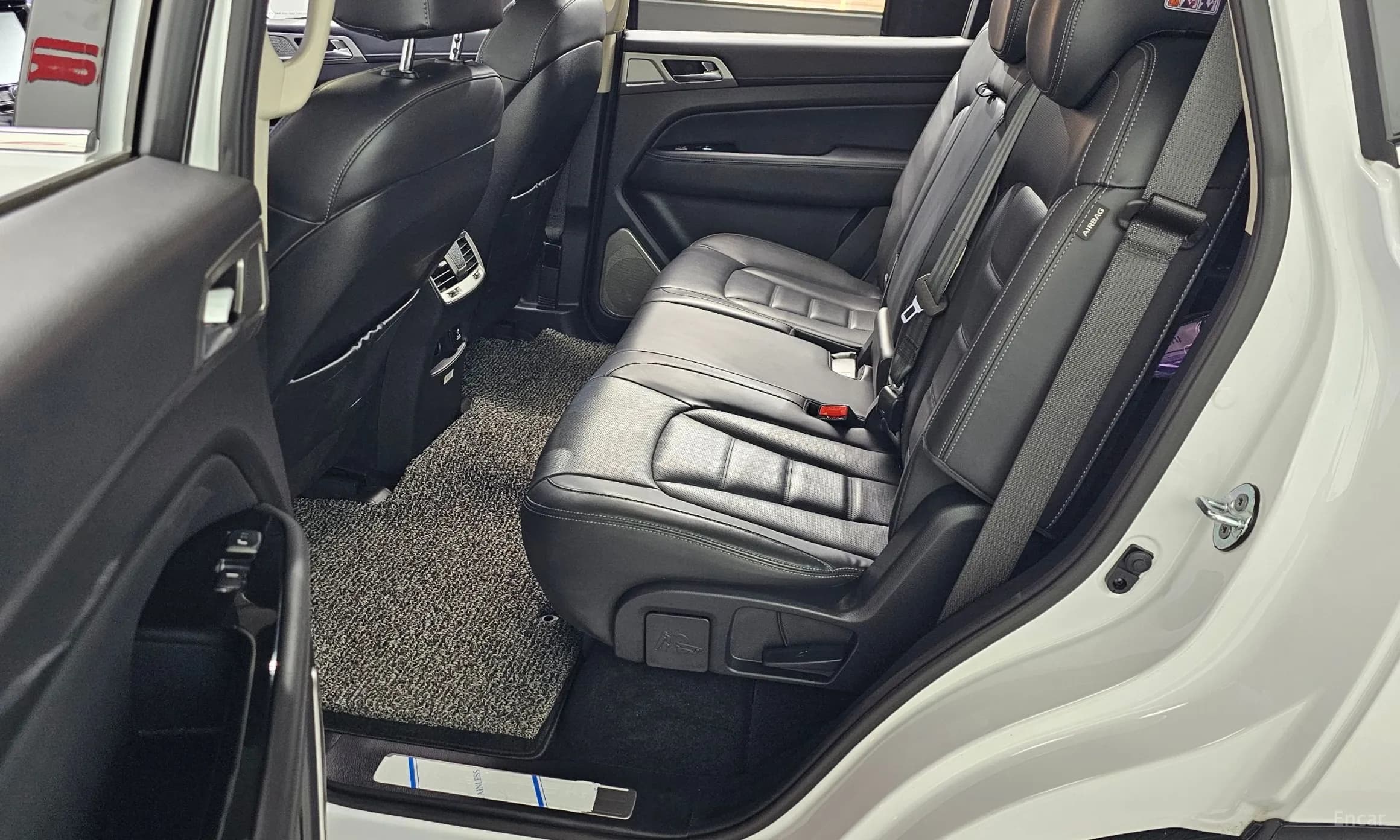 G4 Rexton