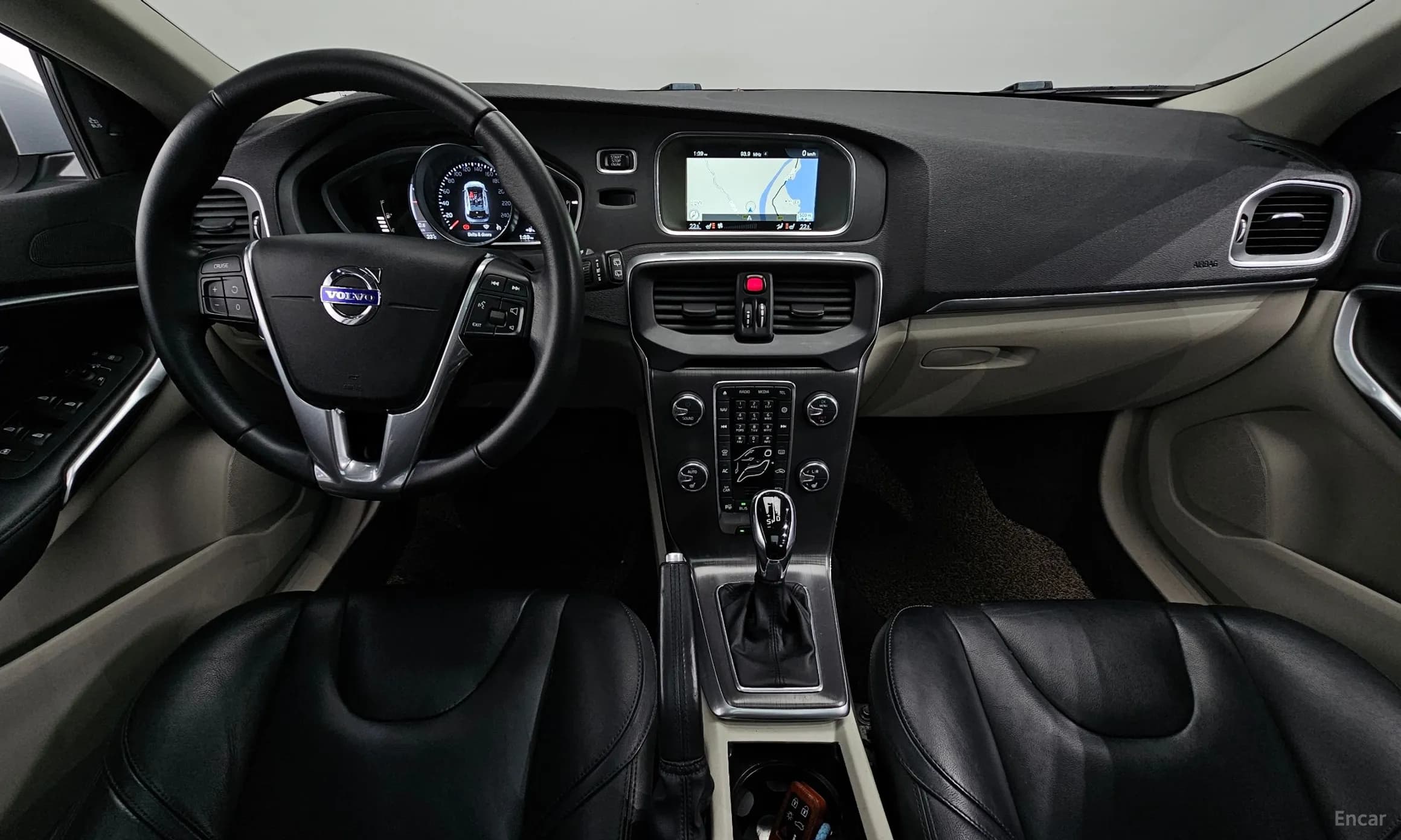 V40