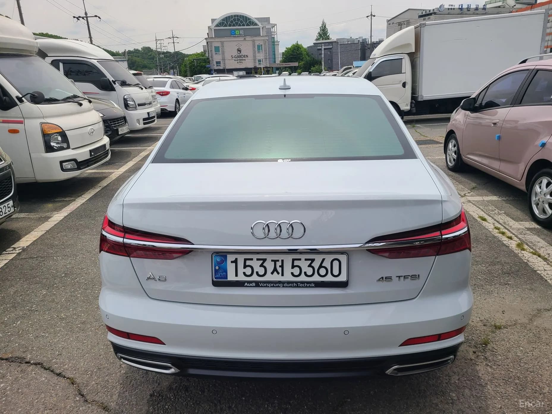 A6 (C8)