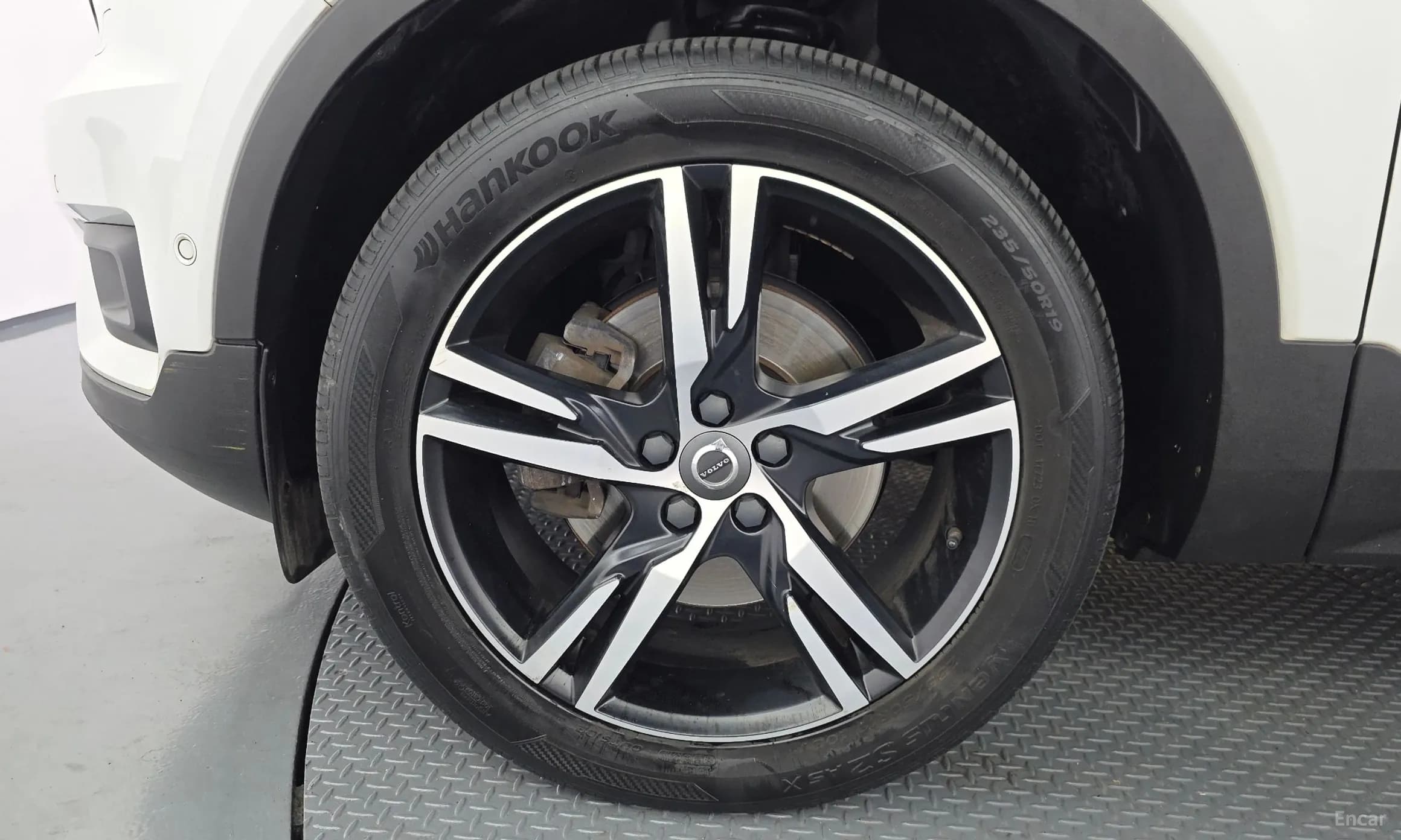 XC40