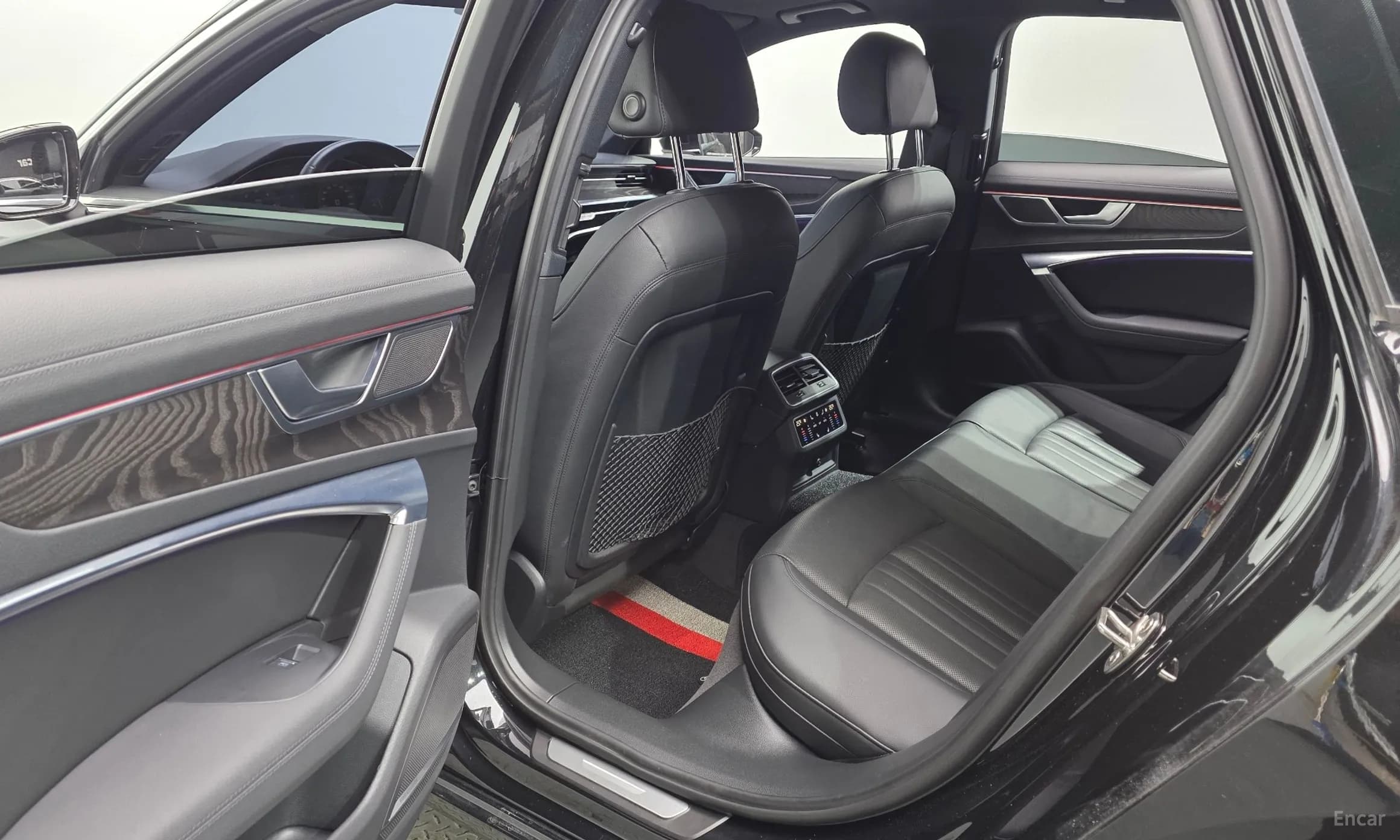 A6 (C8)