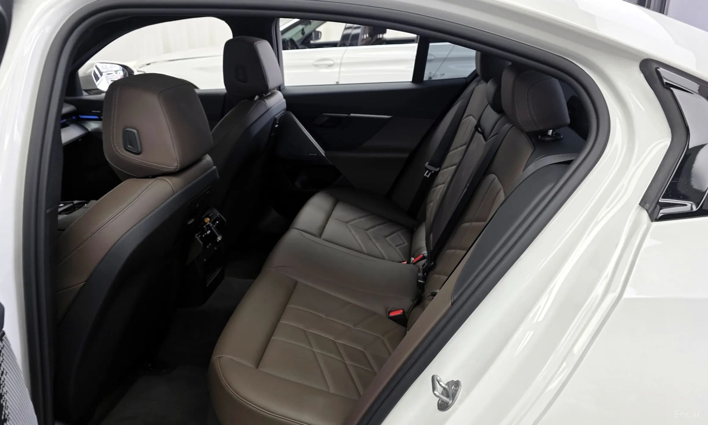 5 Series (G60)