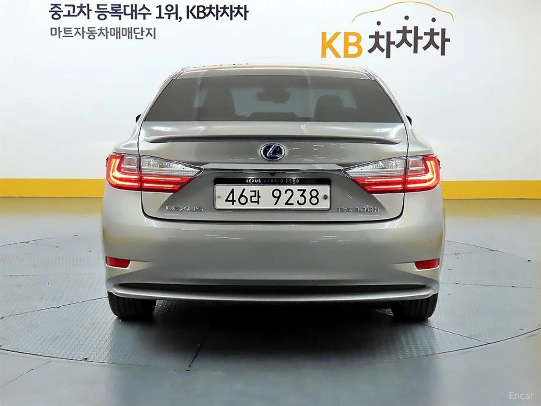 New ES300h