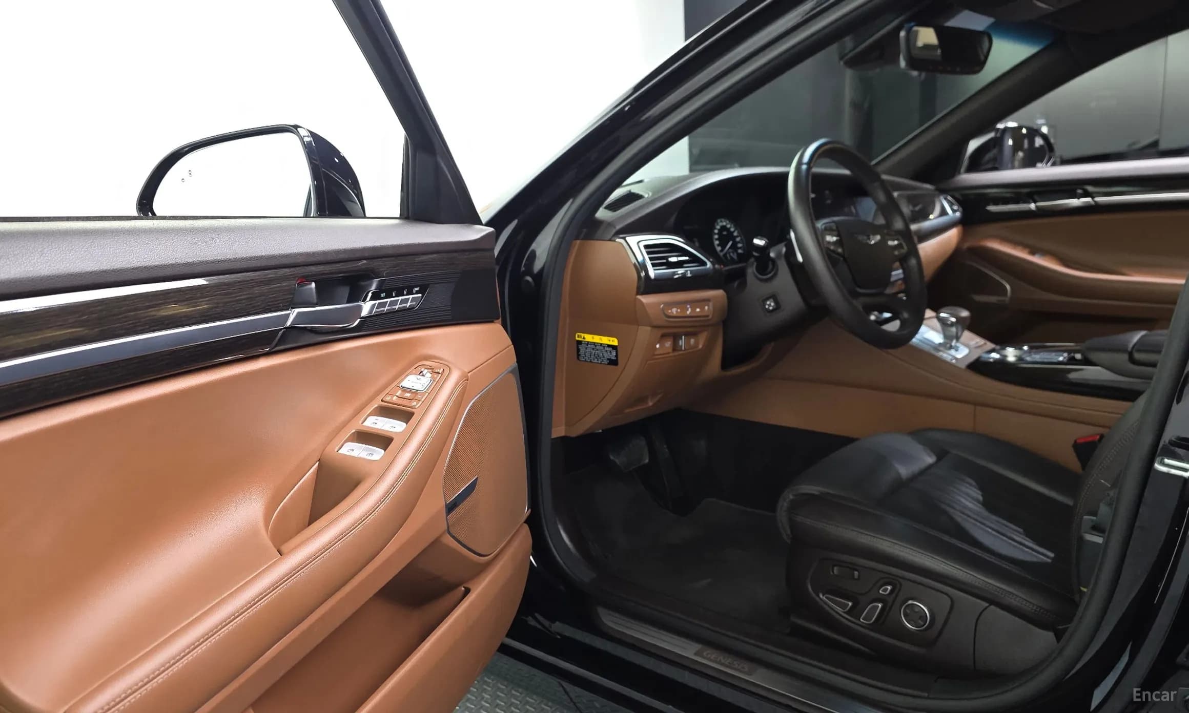 G90
