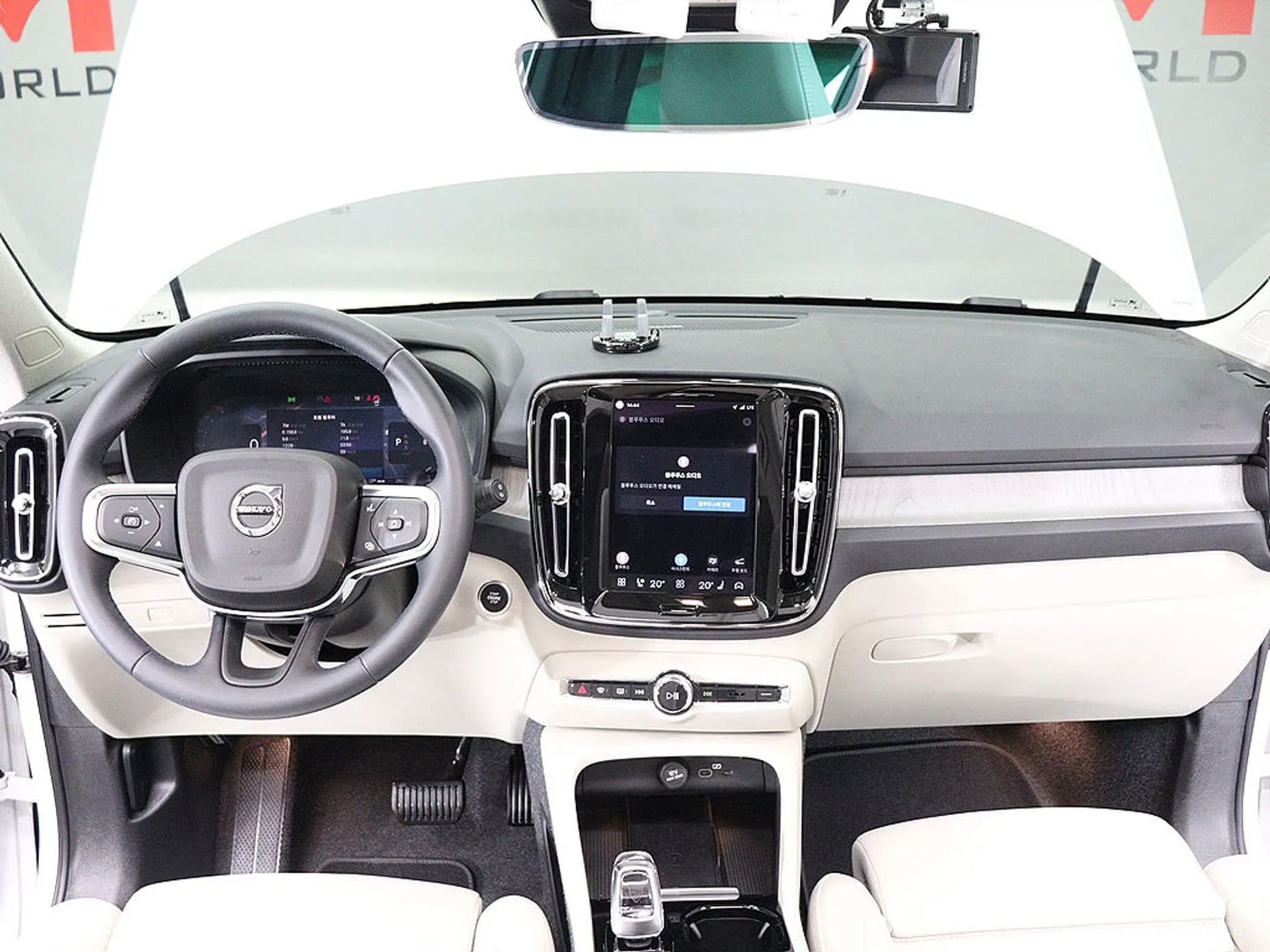 XC40