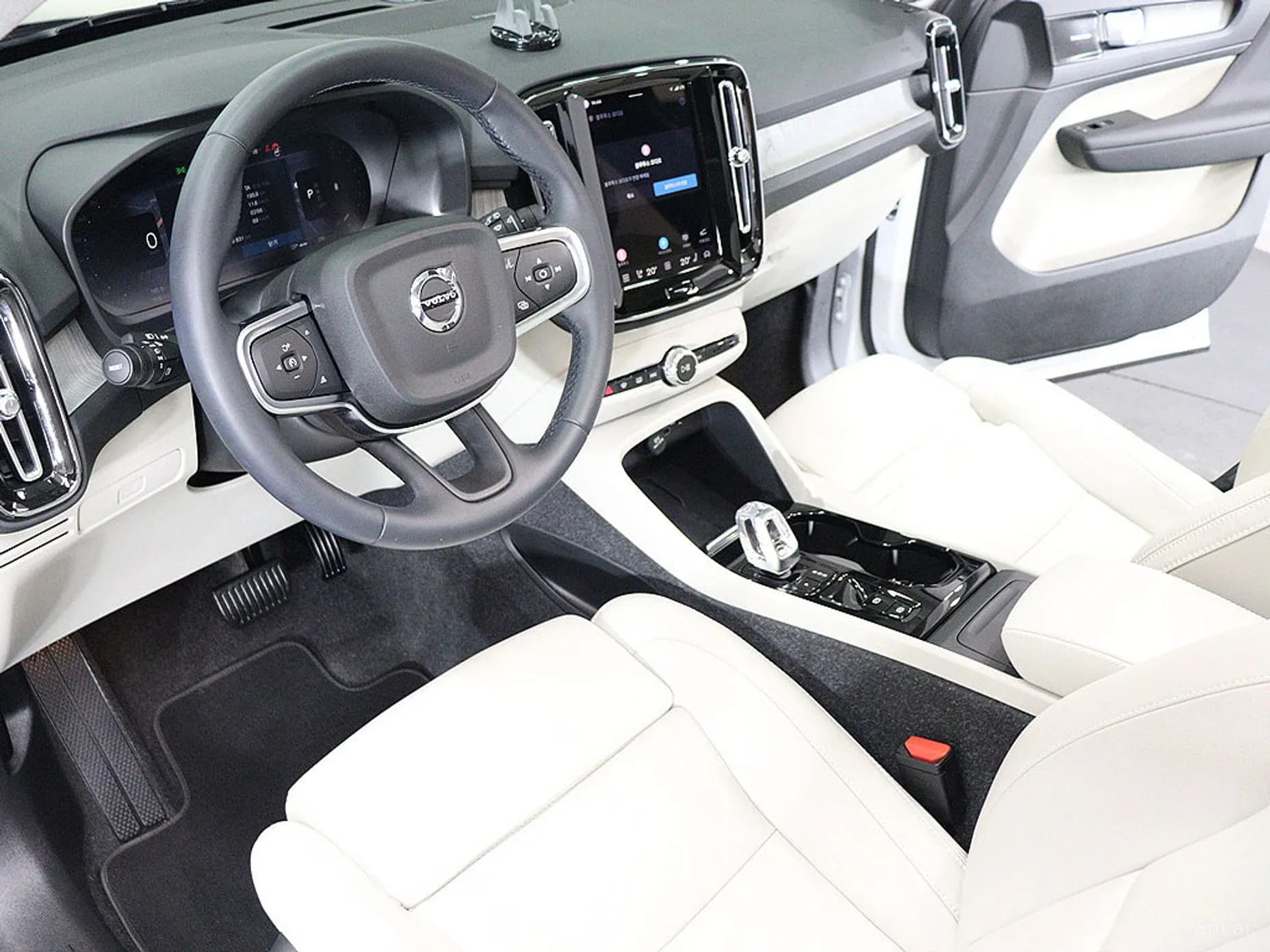 XC40