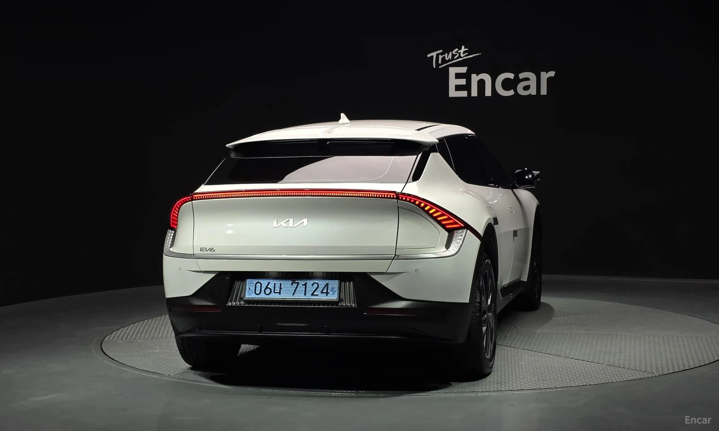 EV6