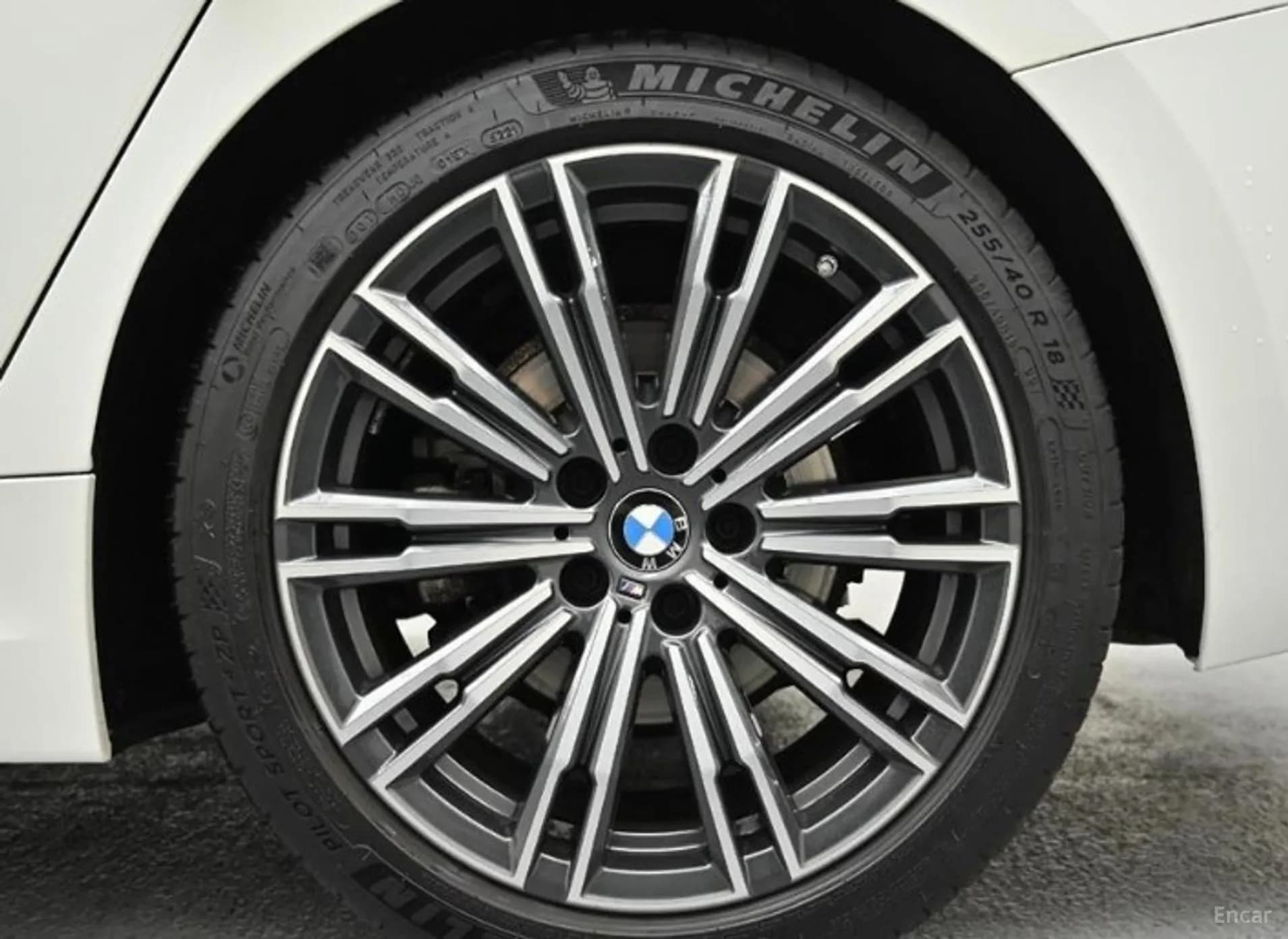 3 Series (G20)