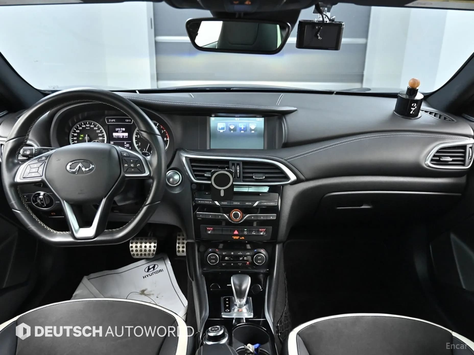 Q30