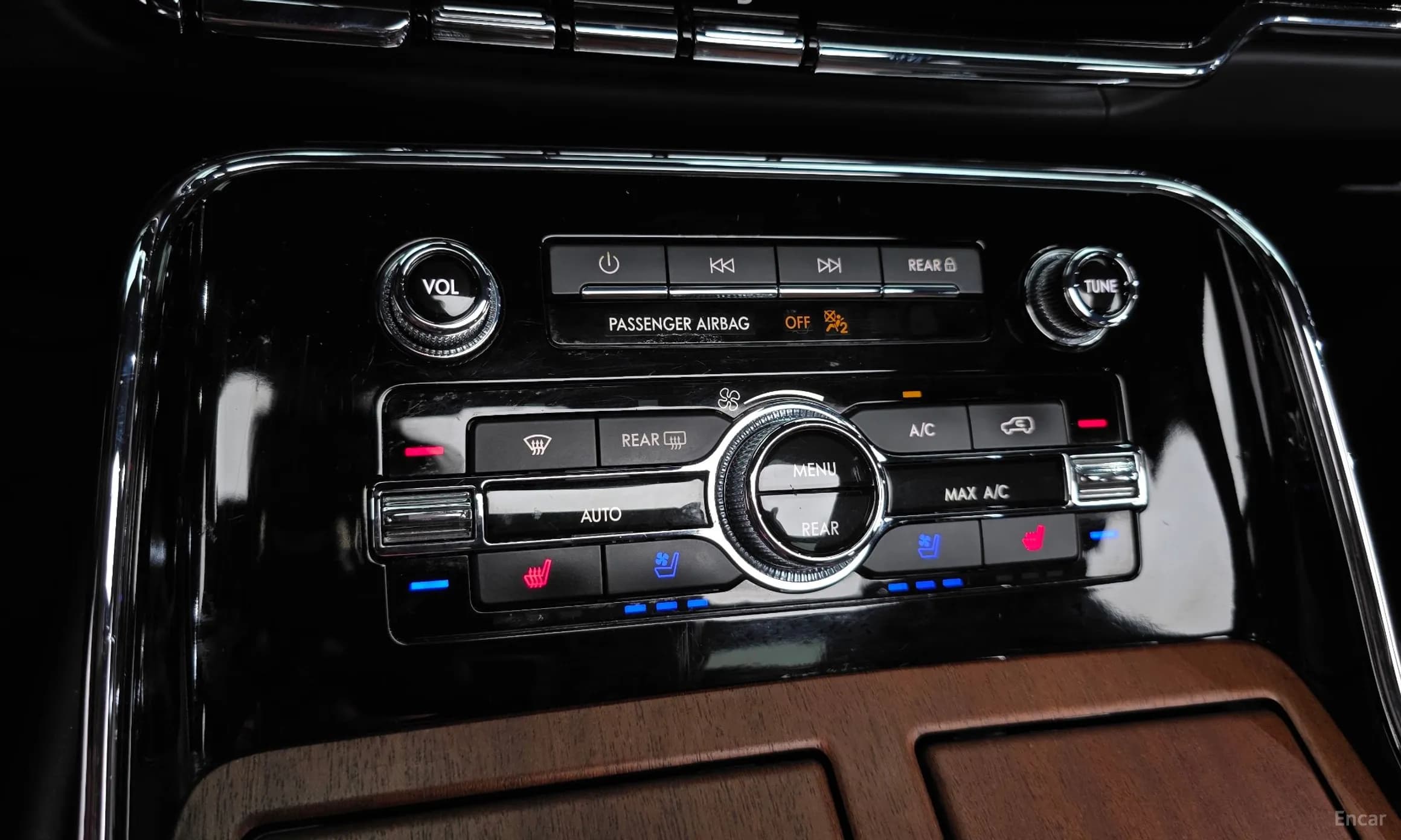 Navigator 4th generation