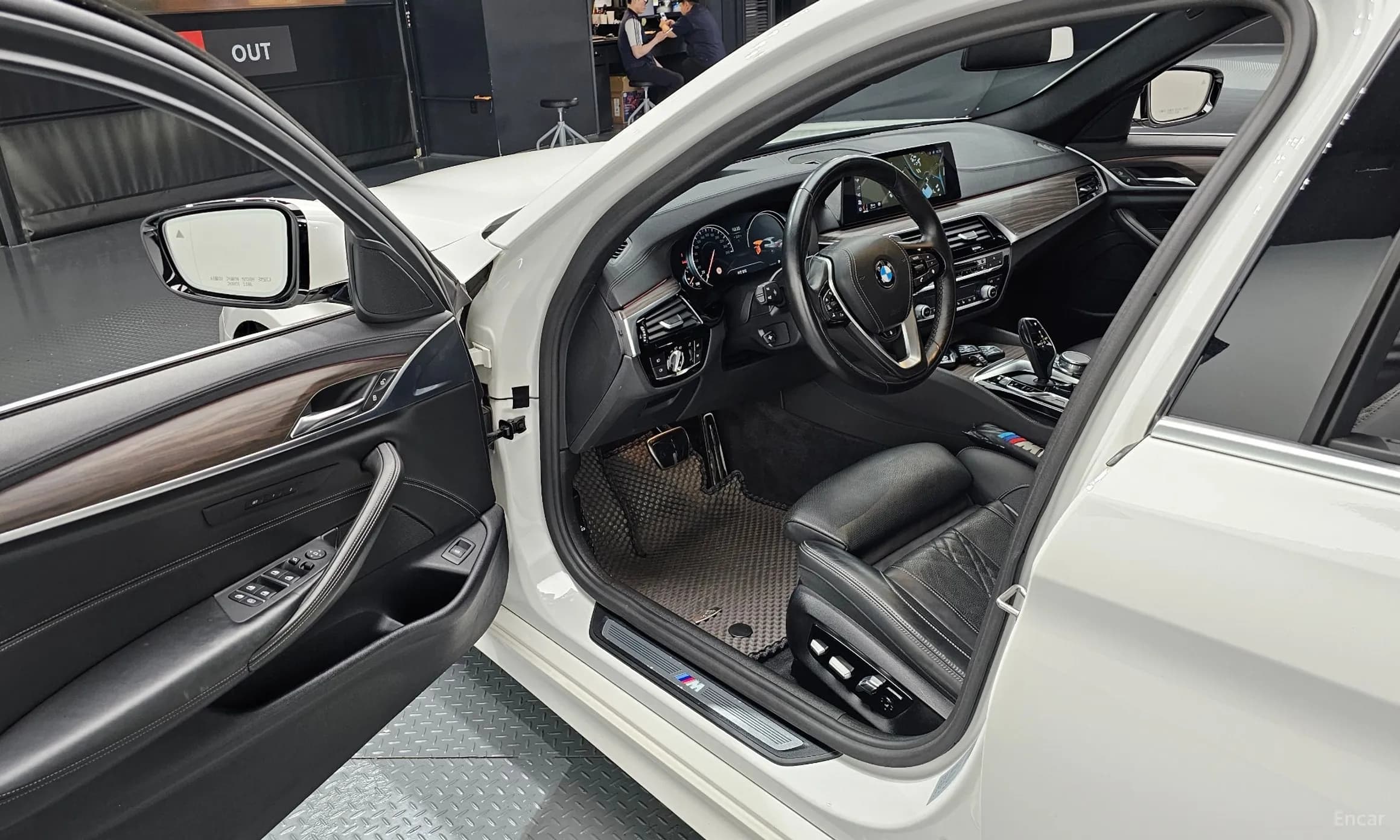 5 Series (G30)