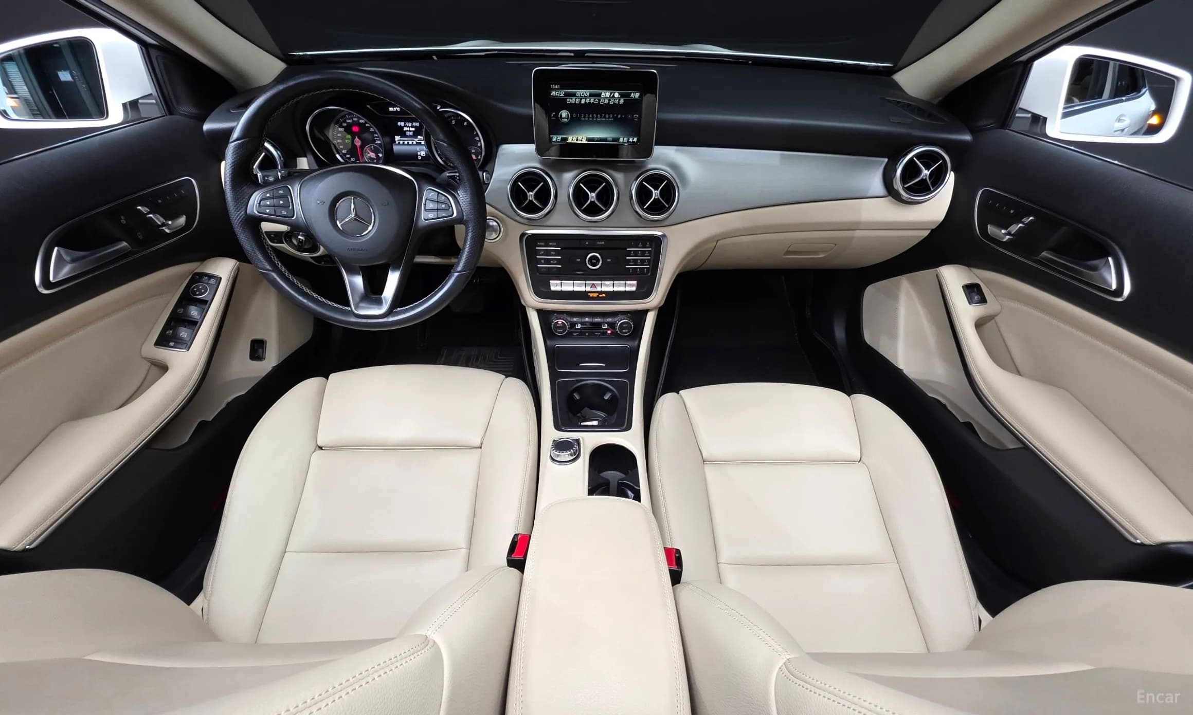 GLA-Class X156