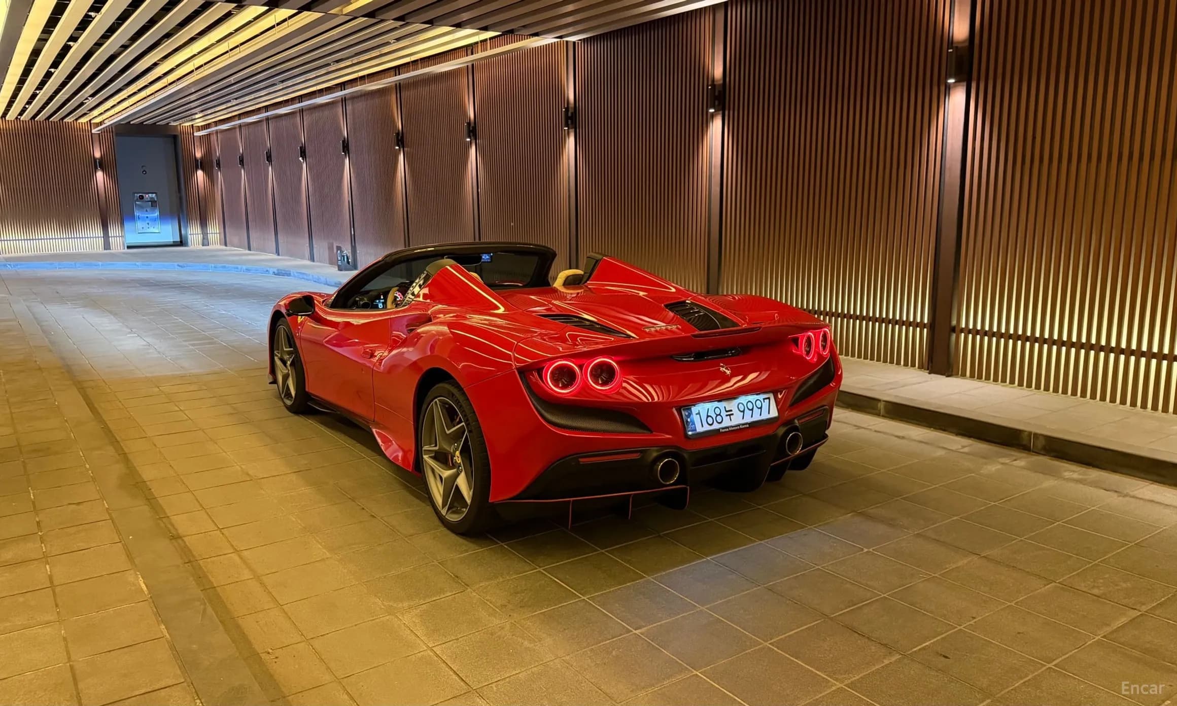 F8 Spider