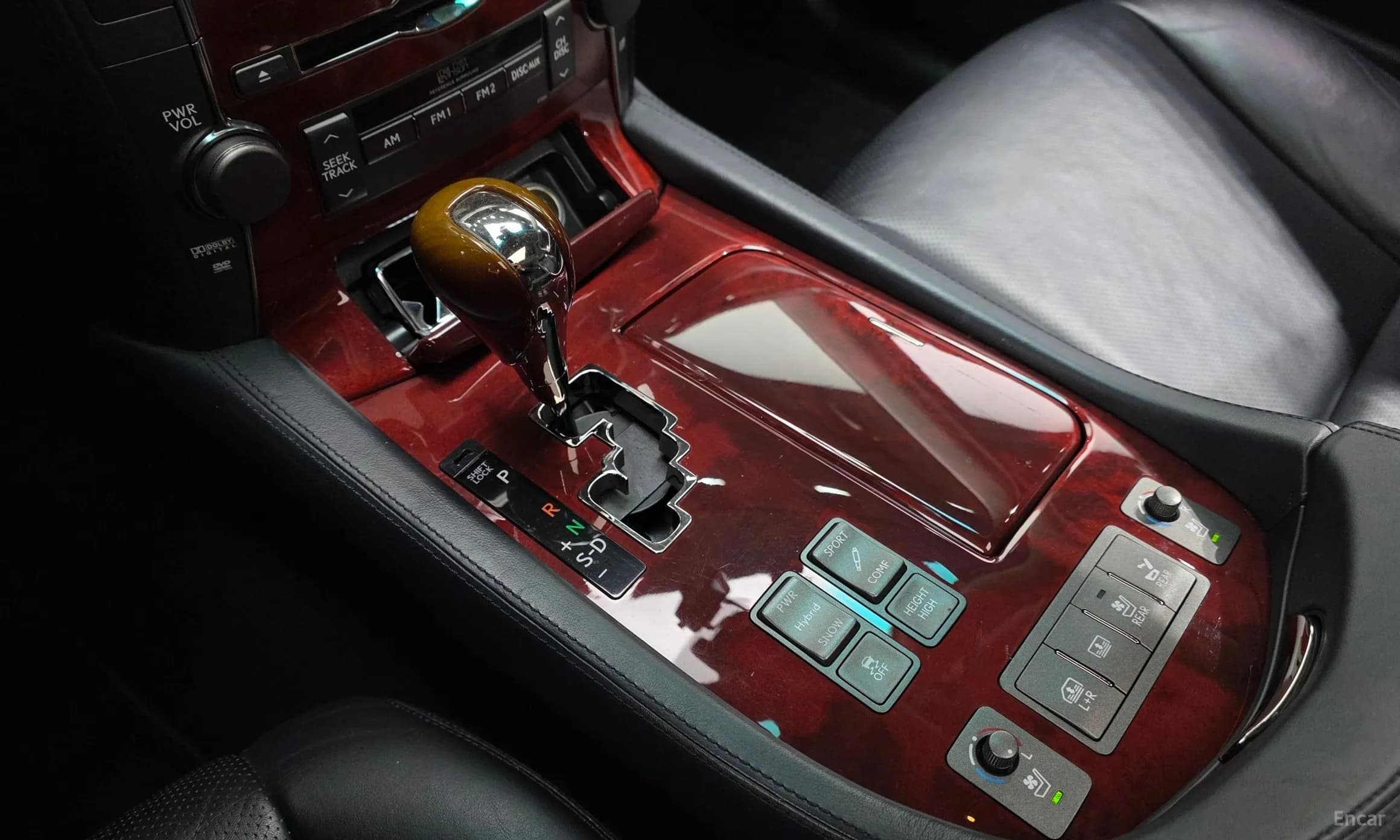 LS600hL