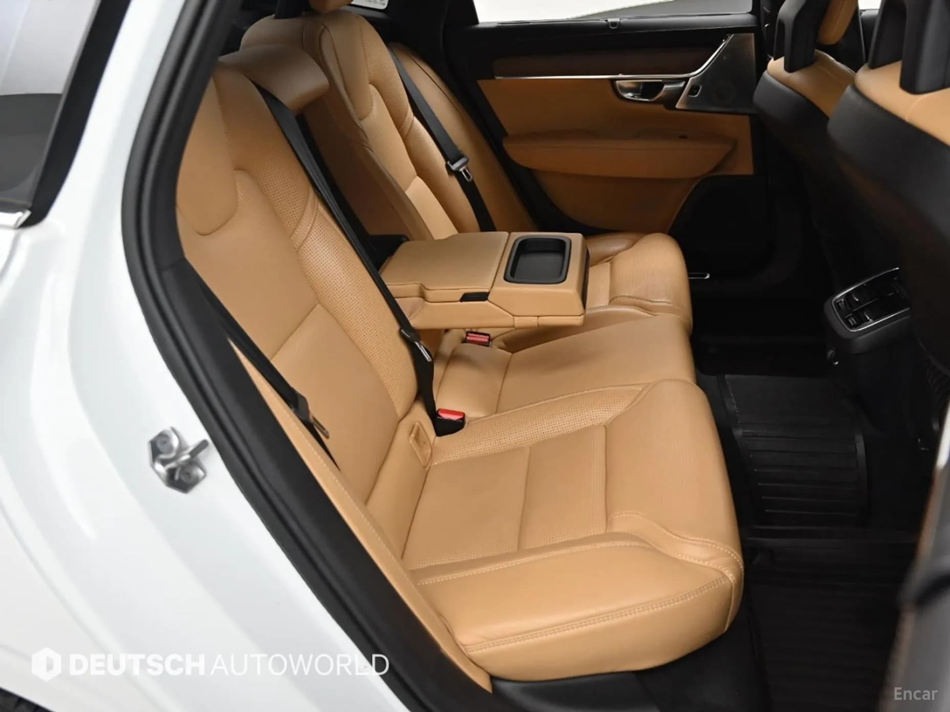 S90