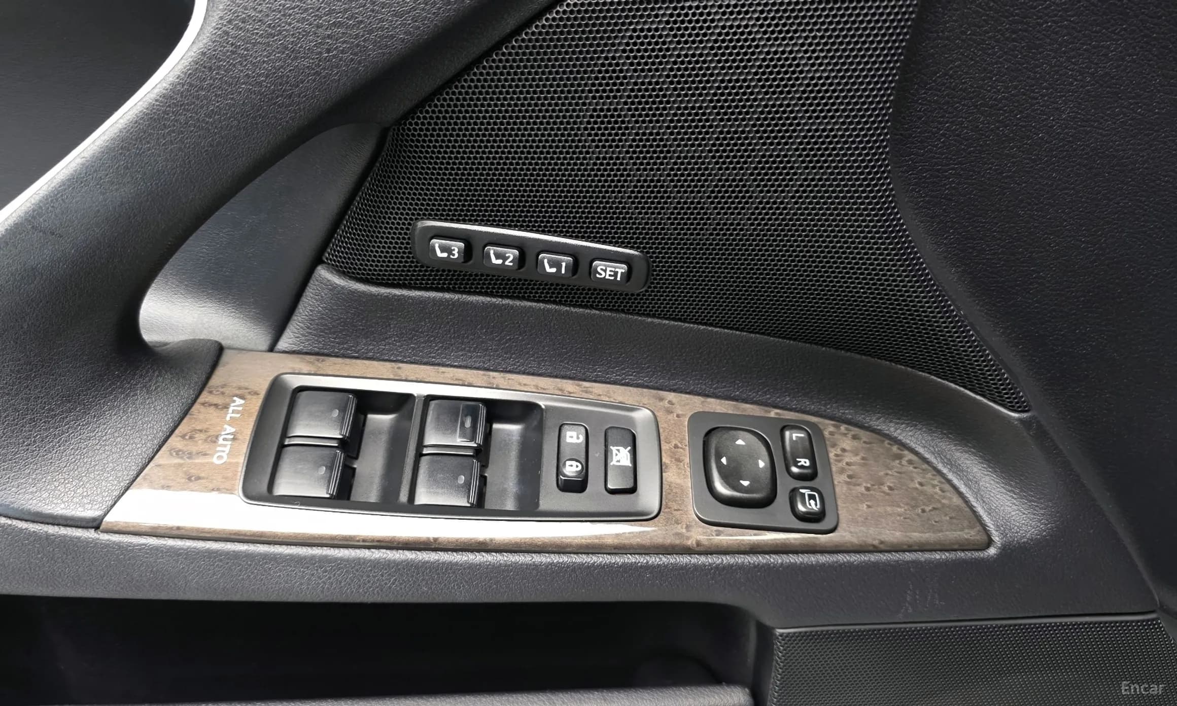 IS250