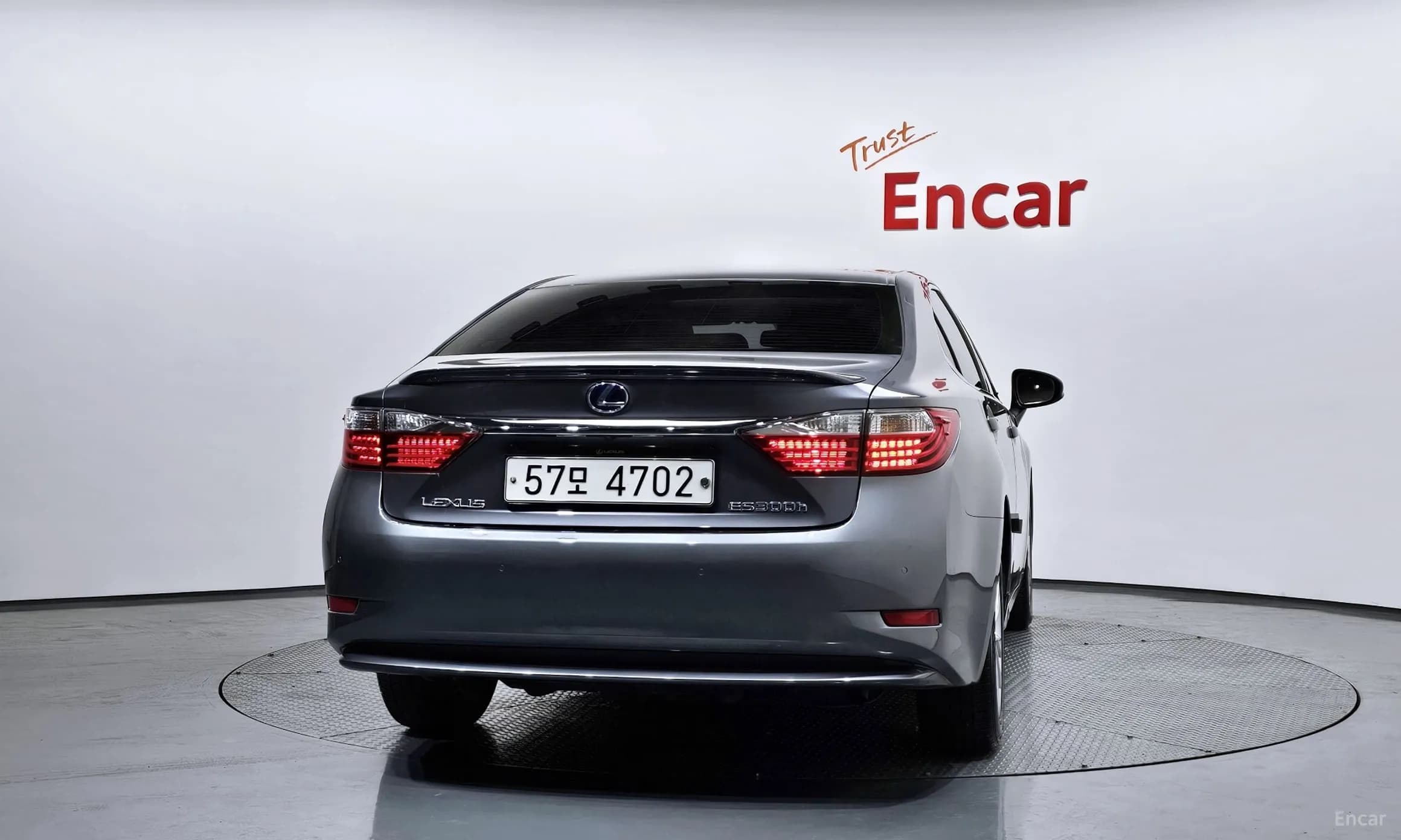 New ES300h