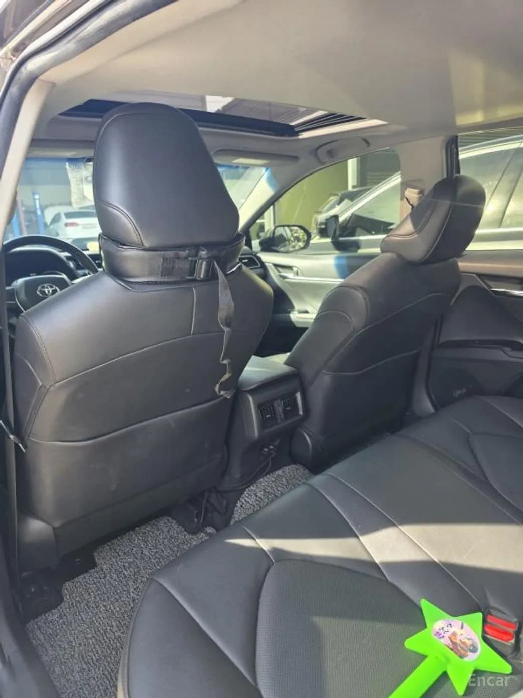 Camry (XV70)