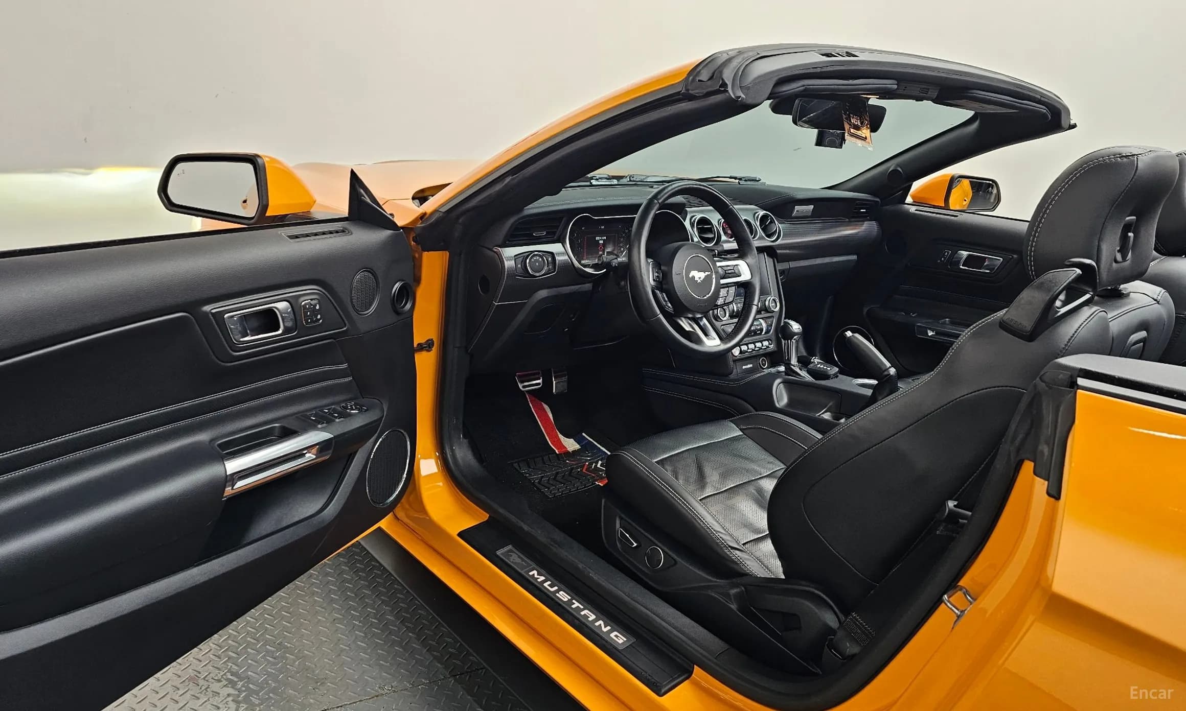 Mustang
