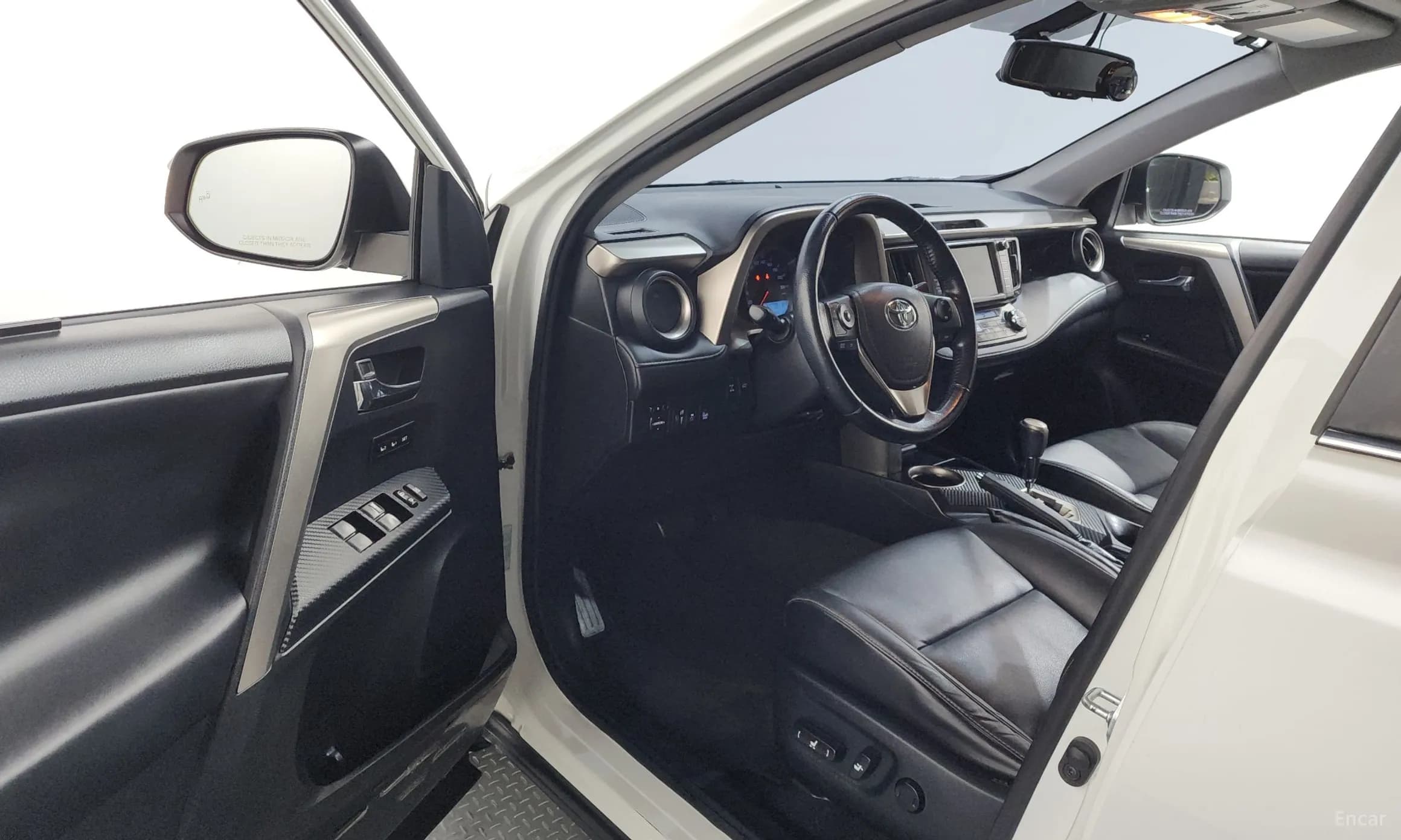 RAV4