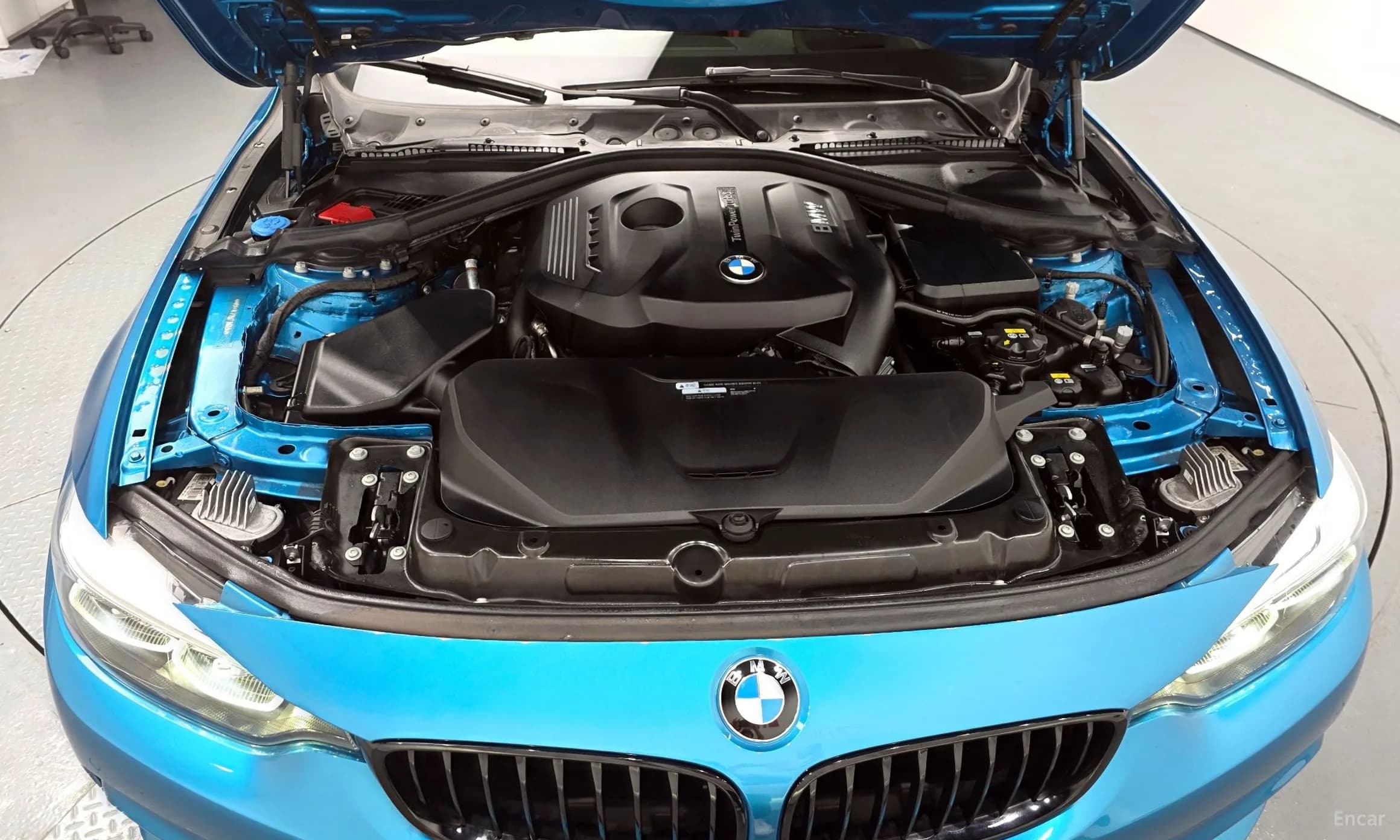 Series 4 (F32)
