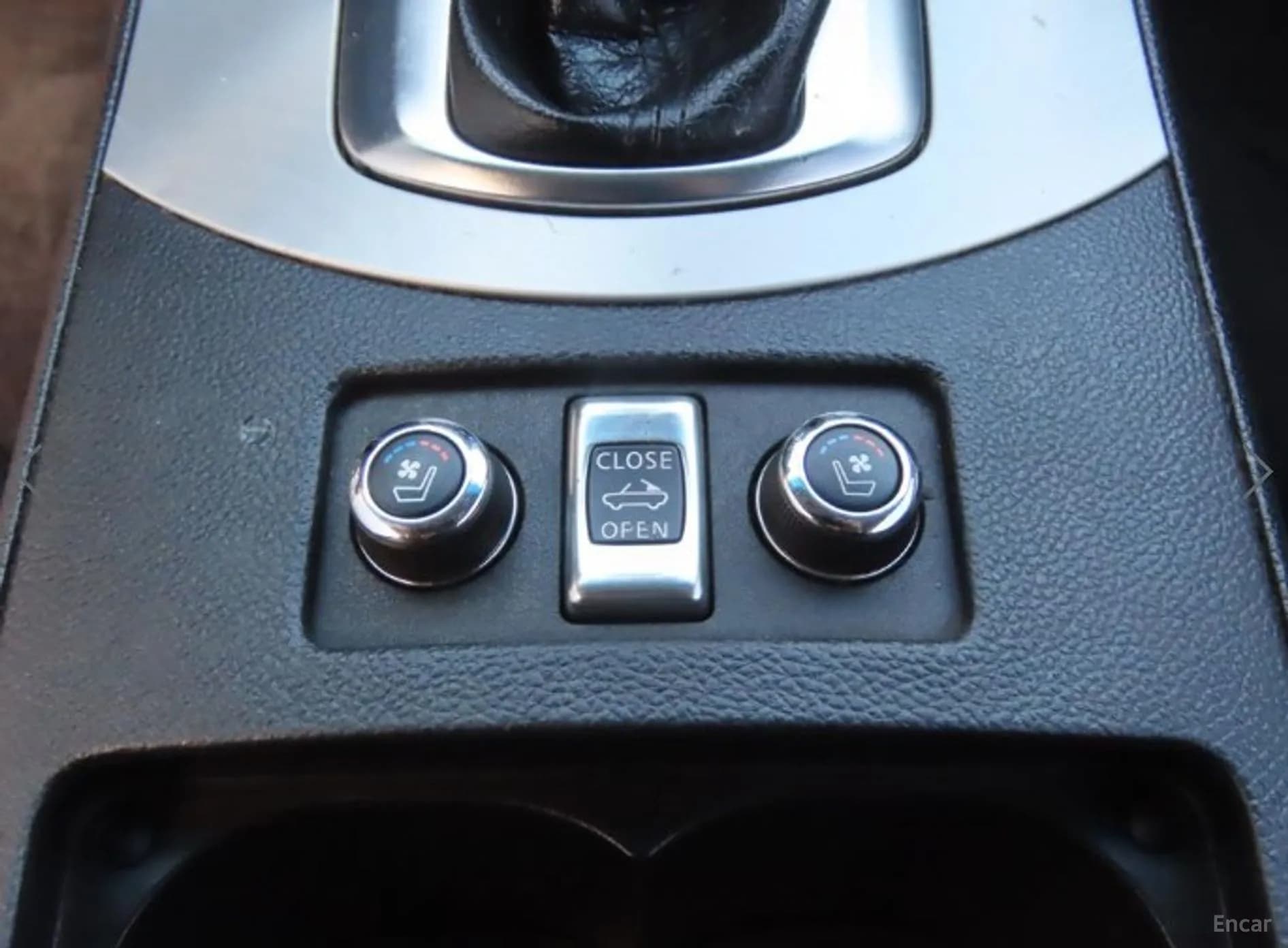 G37
