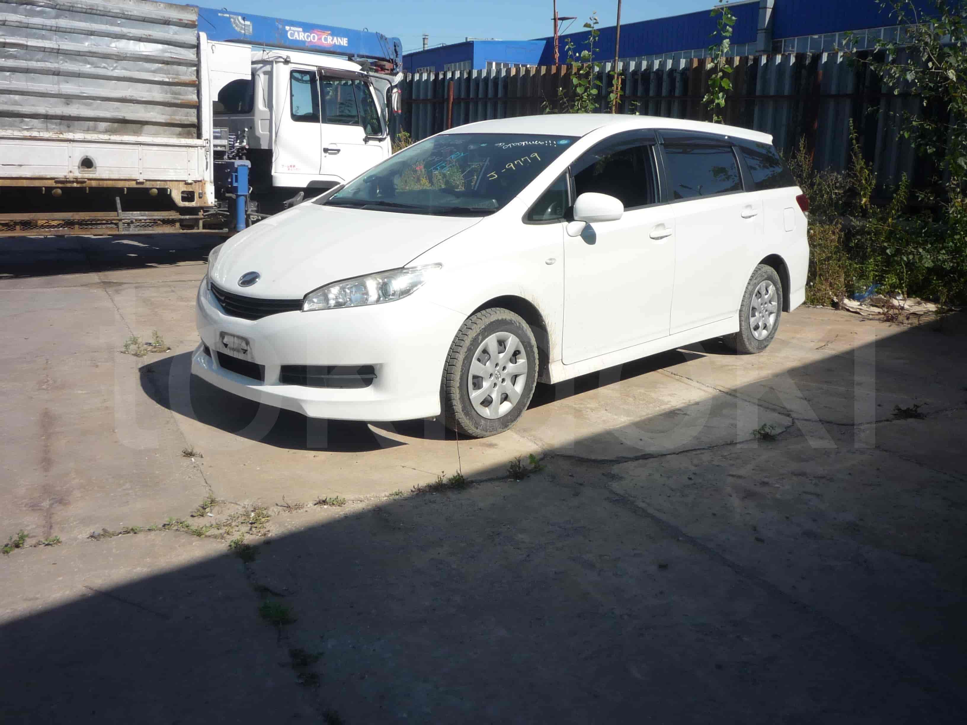 Toyota Wish 4