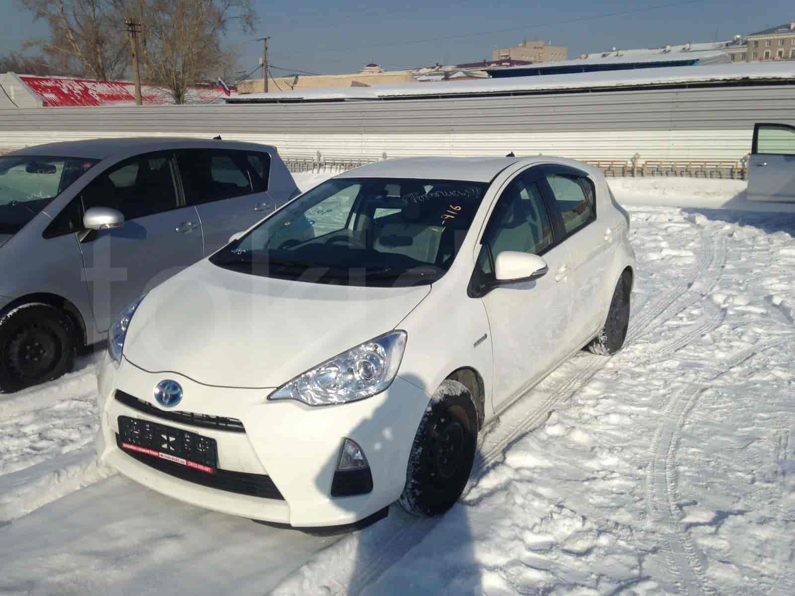 Toyota Aqua 1