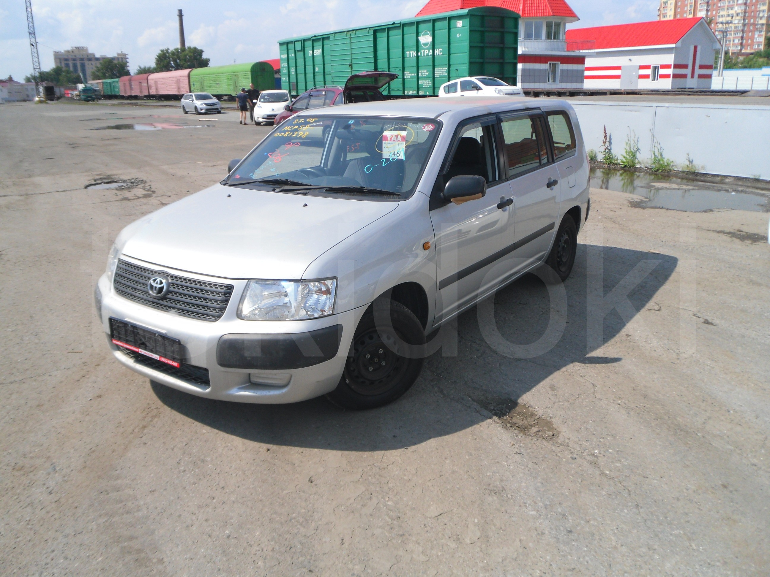 Toyota Succeed 2