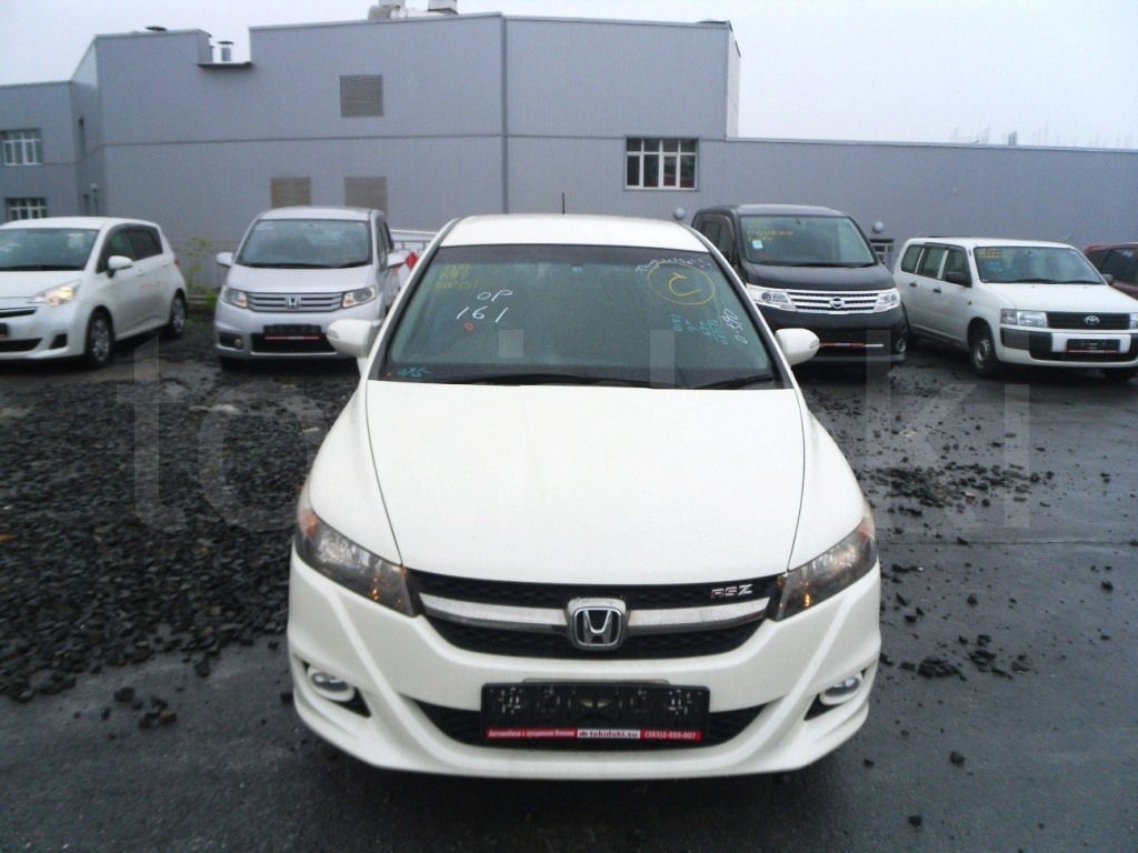 Honda Stream 8