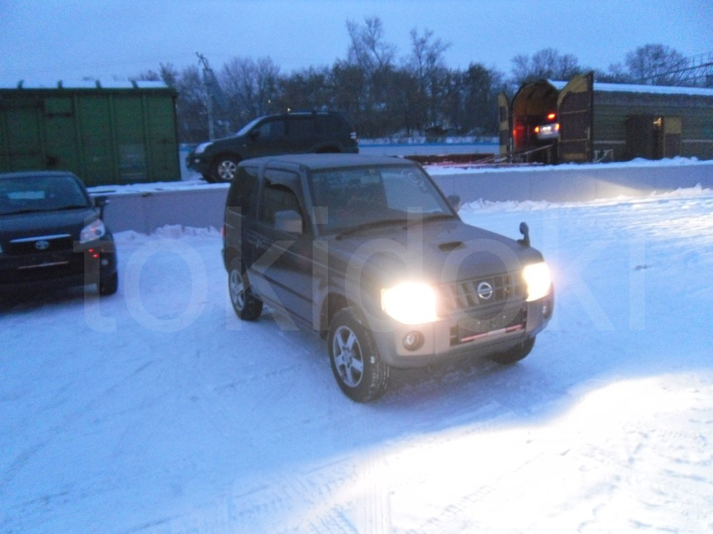 Nissan Kix 5
