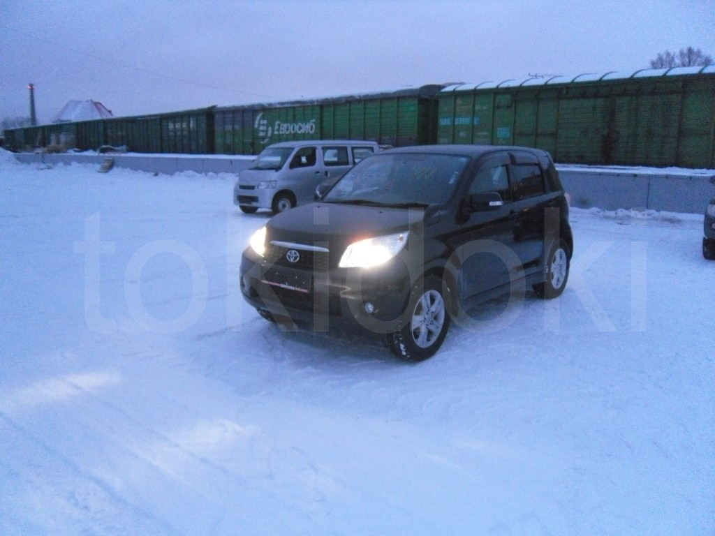 Toyota Rush 4