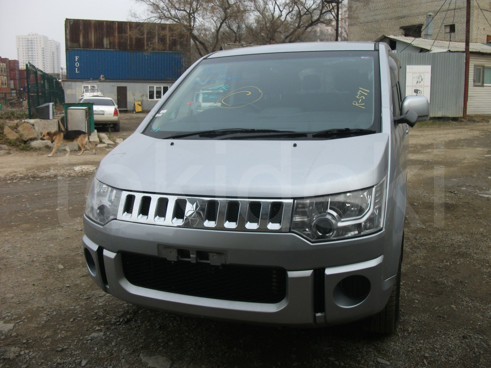 Mitsubishi Delica D:5 8