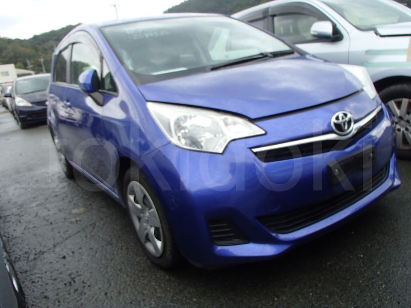 Toyota Ractis 7