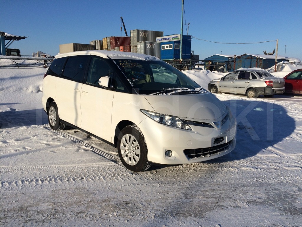 Toyota Estima 3