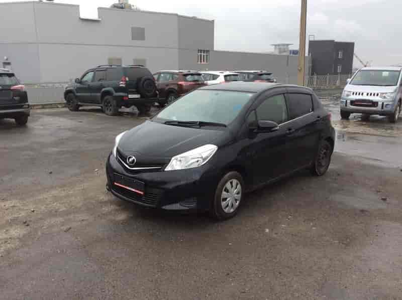 Toyota Vitz 6