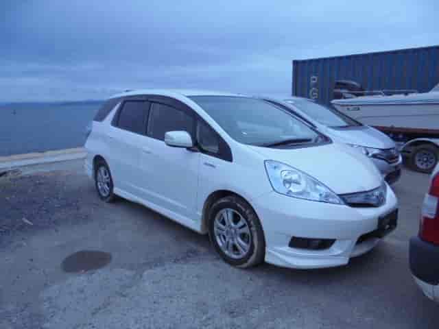 Honda Fit Shuttle 9