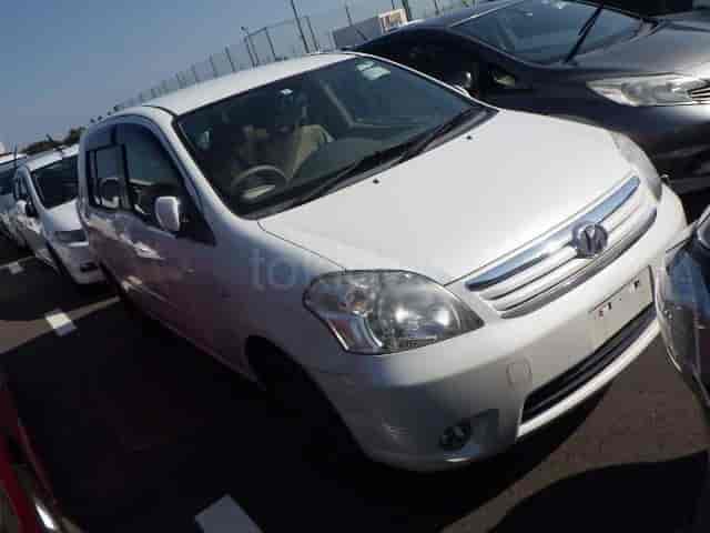 Toyota Raum