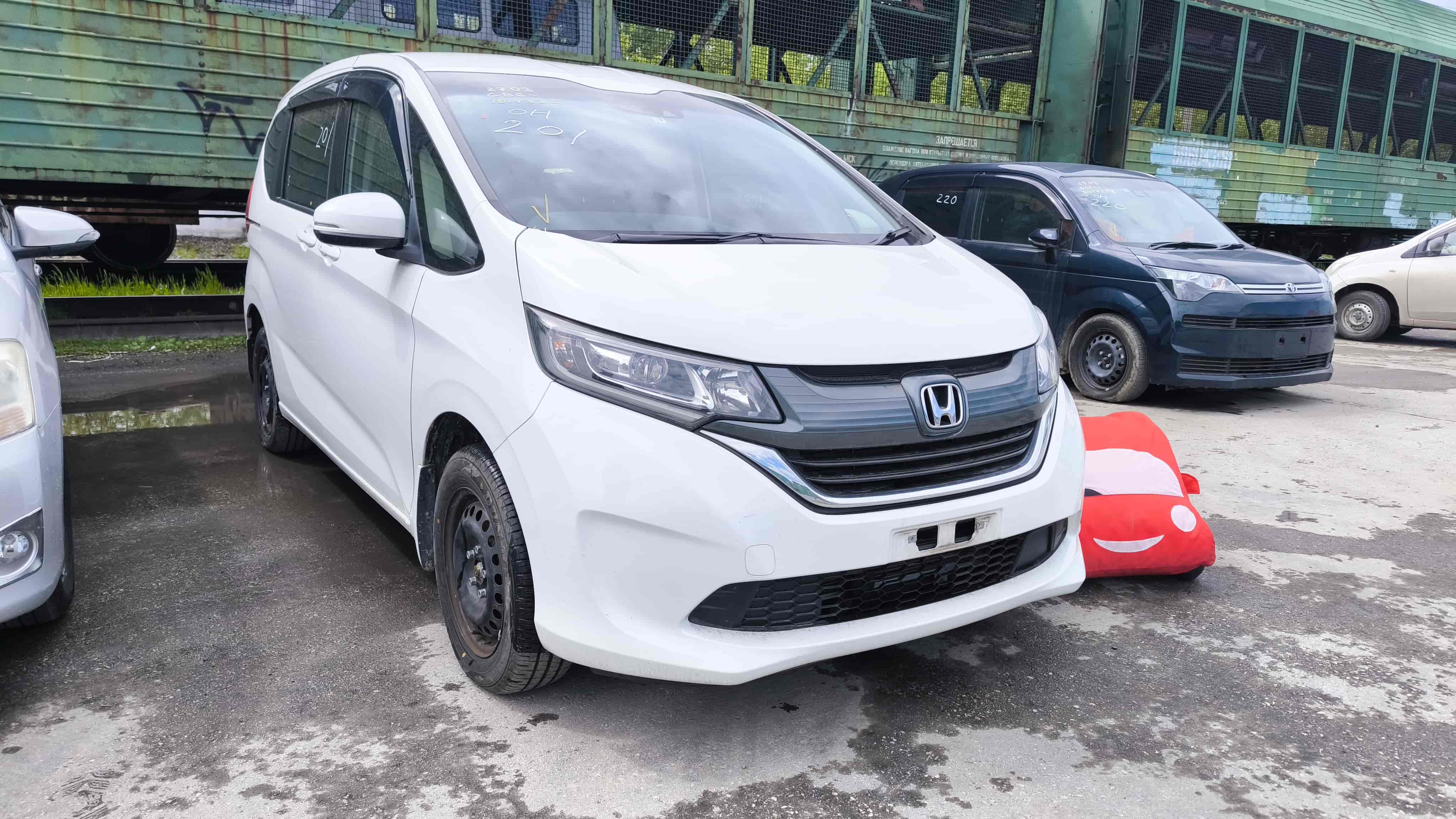 Honda Freed Plus