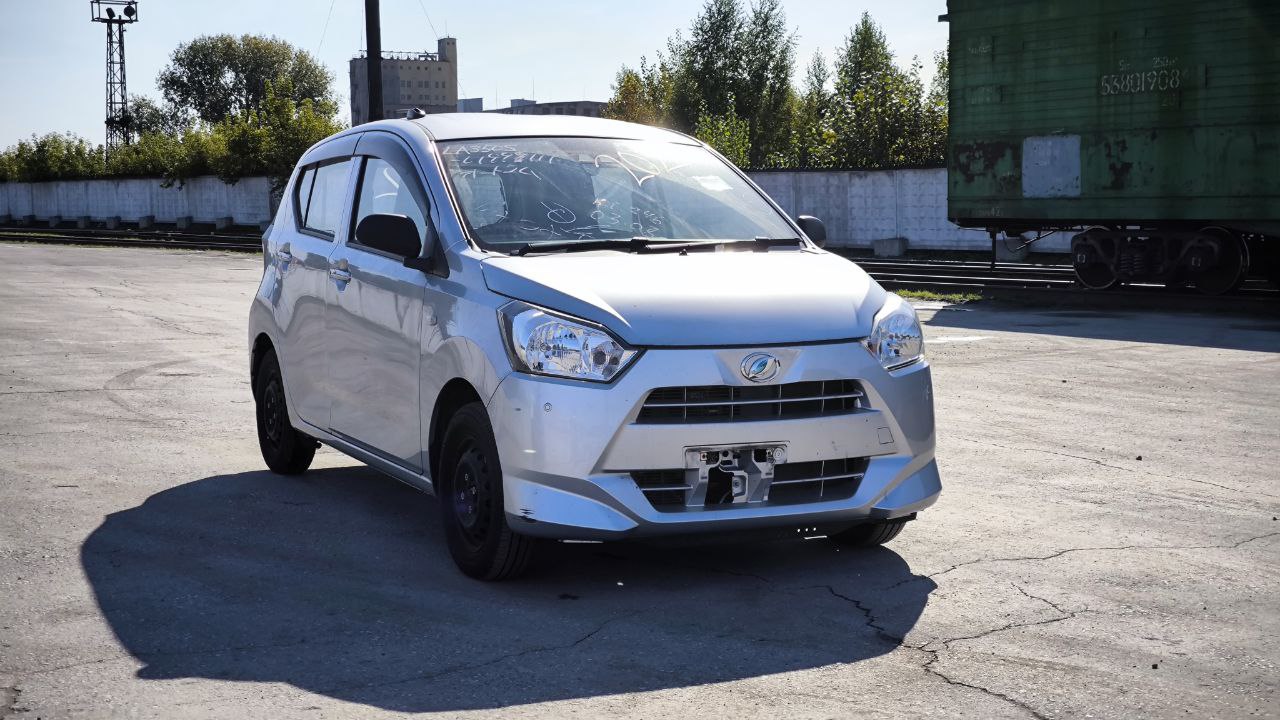 DAIHATSU MIRA ES