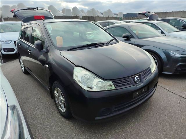 Nissan WINGROAD