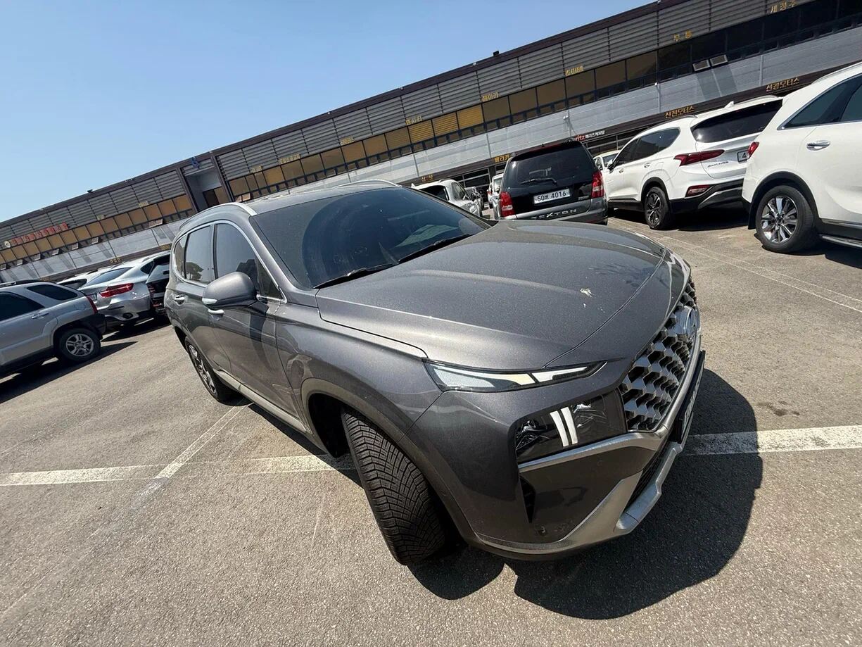 Hyundai SANTA FE