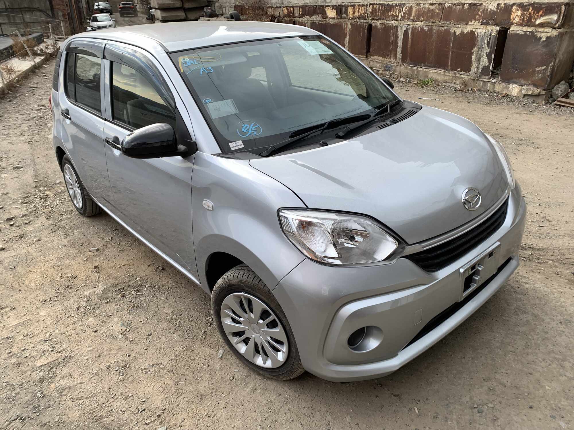 Daihatsu BOON